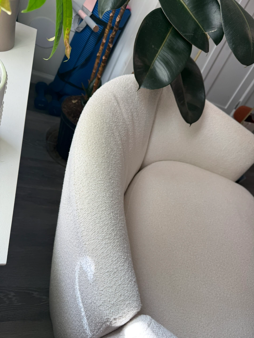 Cream Boucle Accent Chair - photo 4