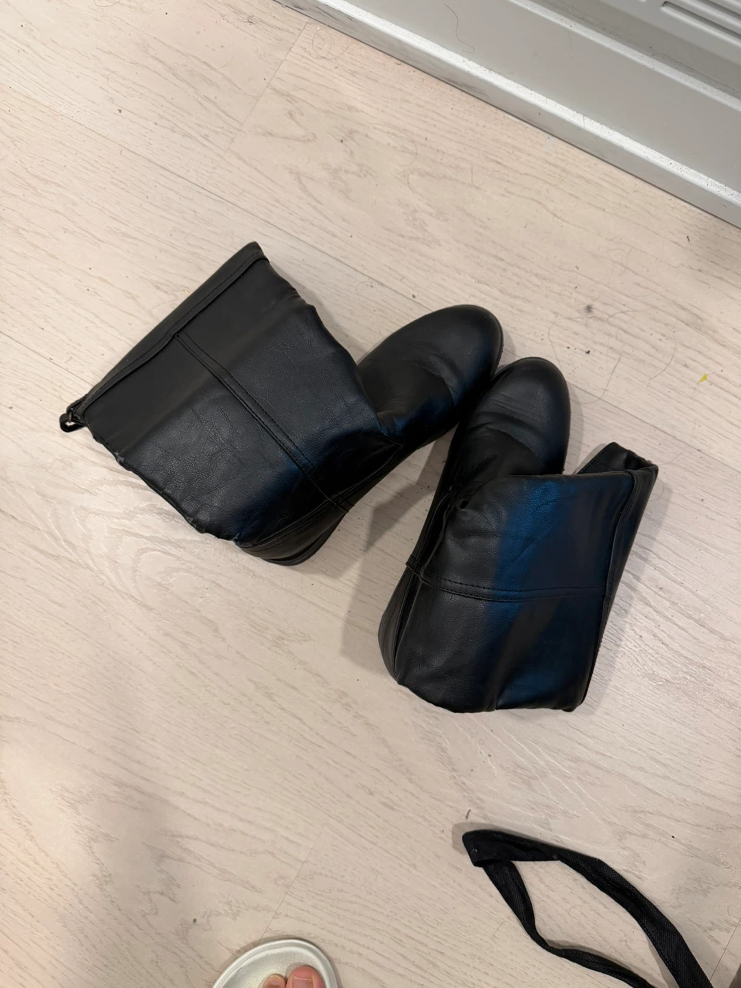 Black Leather Boots Size L🧡
