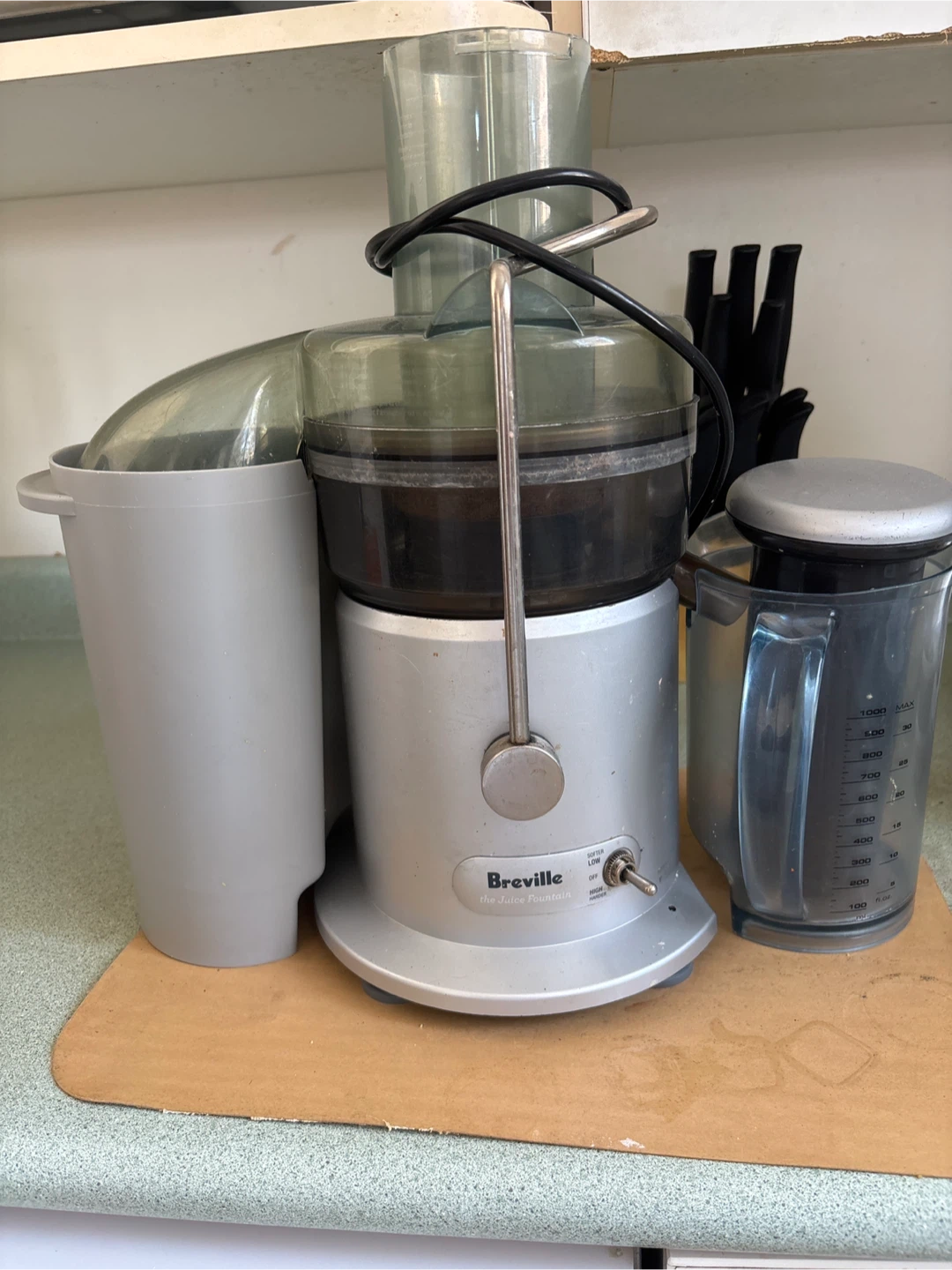 Breville the Juice Fountain Juicer