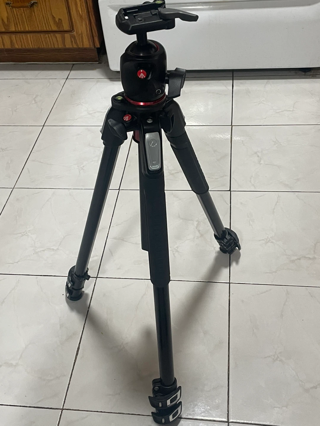 Manfrotto 190 Tripod with Ball Head - photo 2