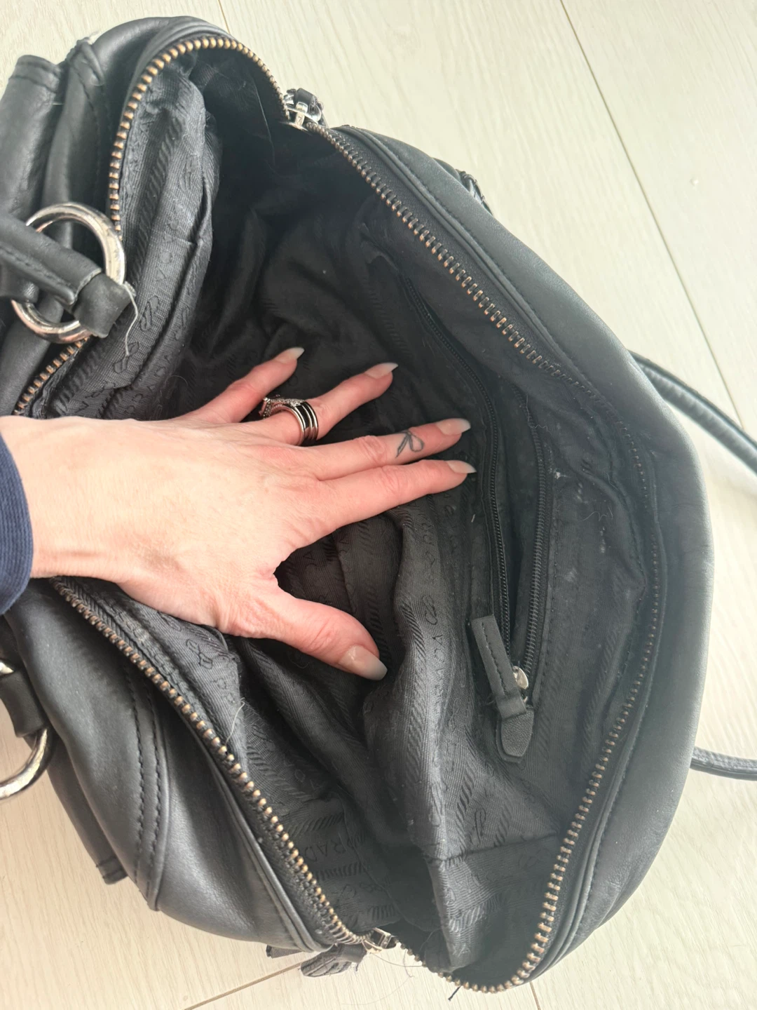 Prada Black Leather Handbag - photo 4