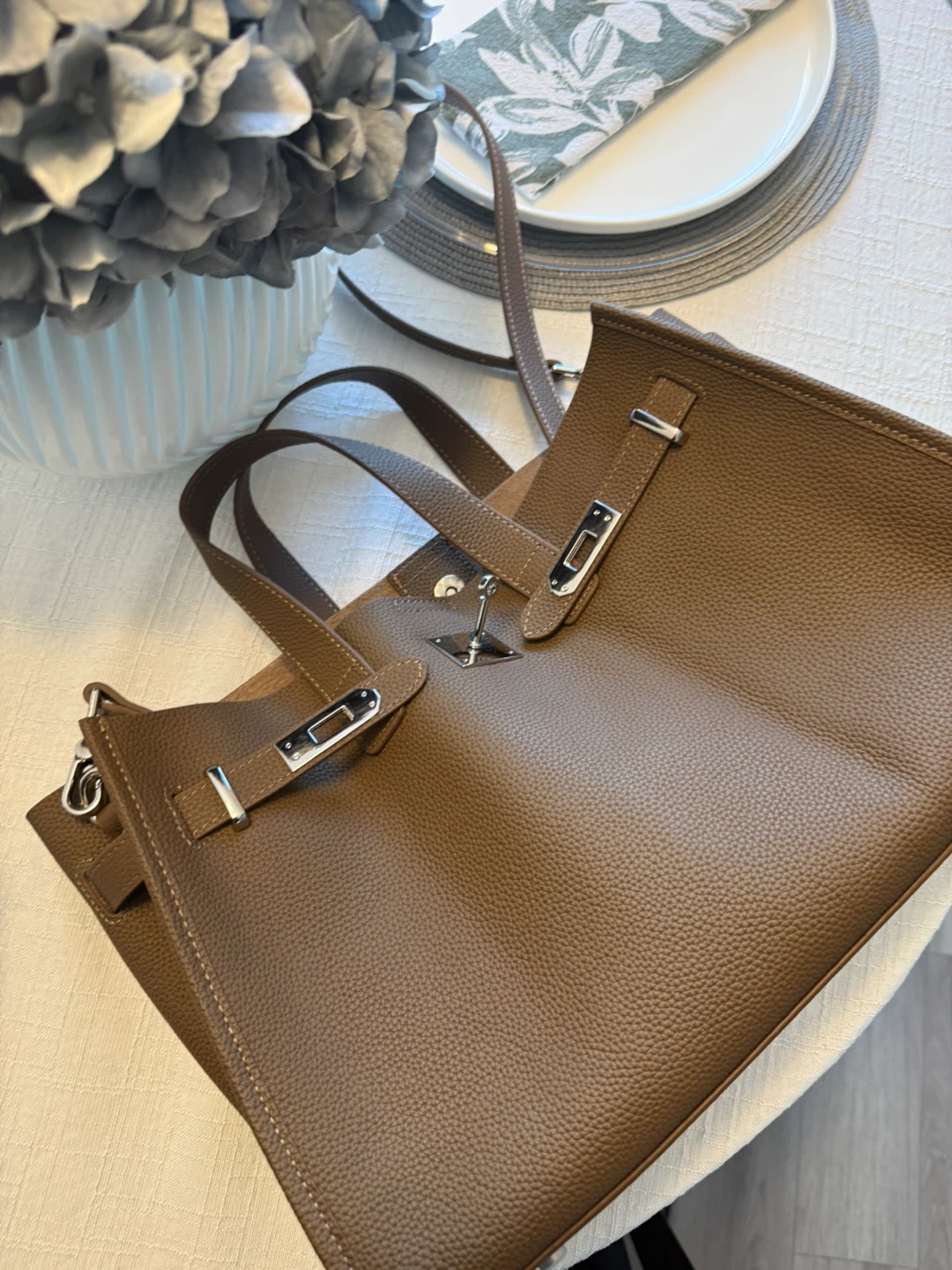 Brown Pebble Leather Tote Bag with Shoulder Strap - photo 3