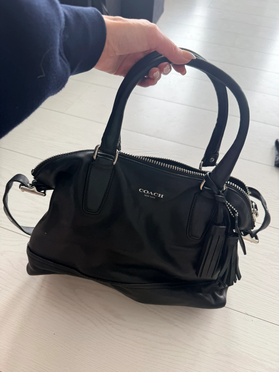 Beautiful Coach Black Leather Handbag