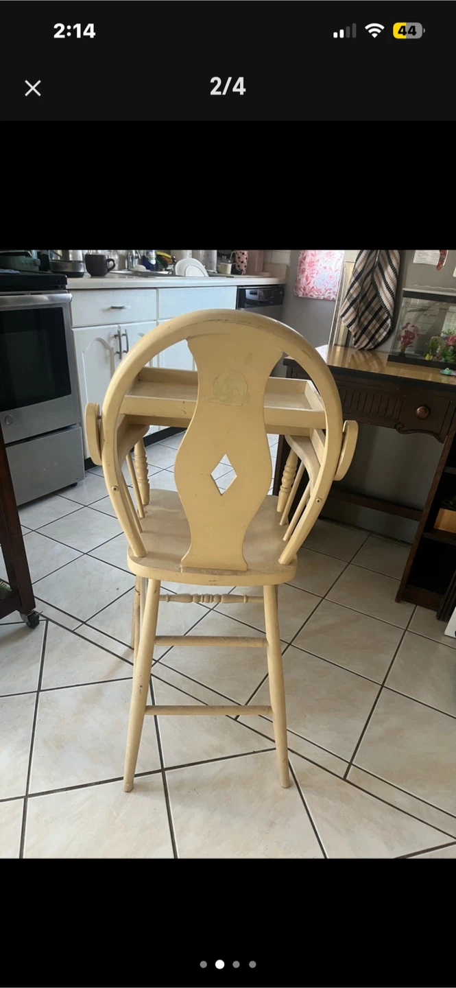 Wooden High Chair with Tray - photo 2