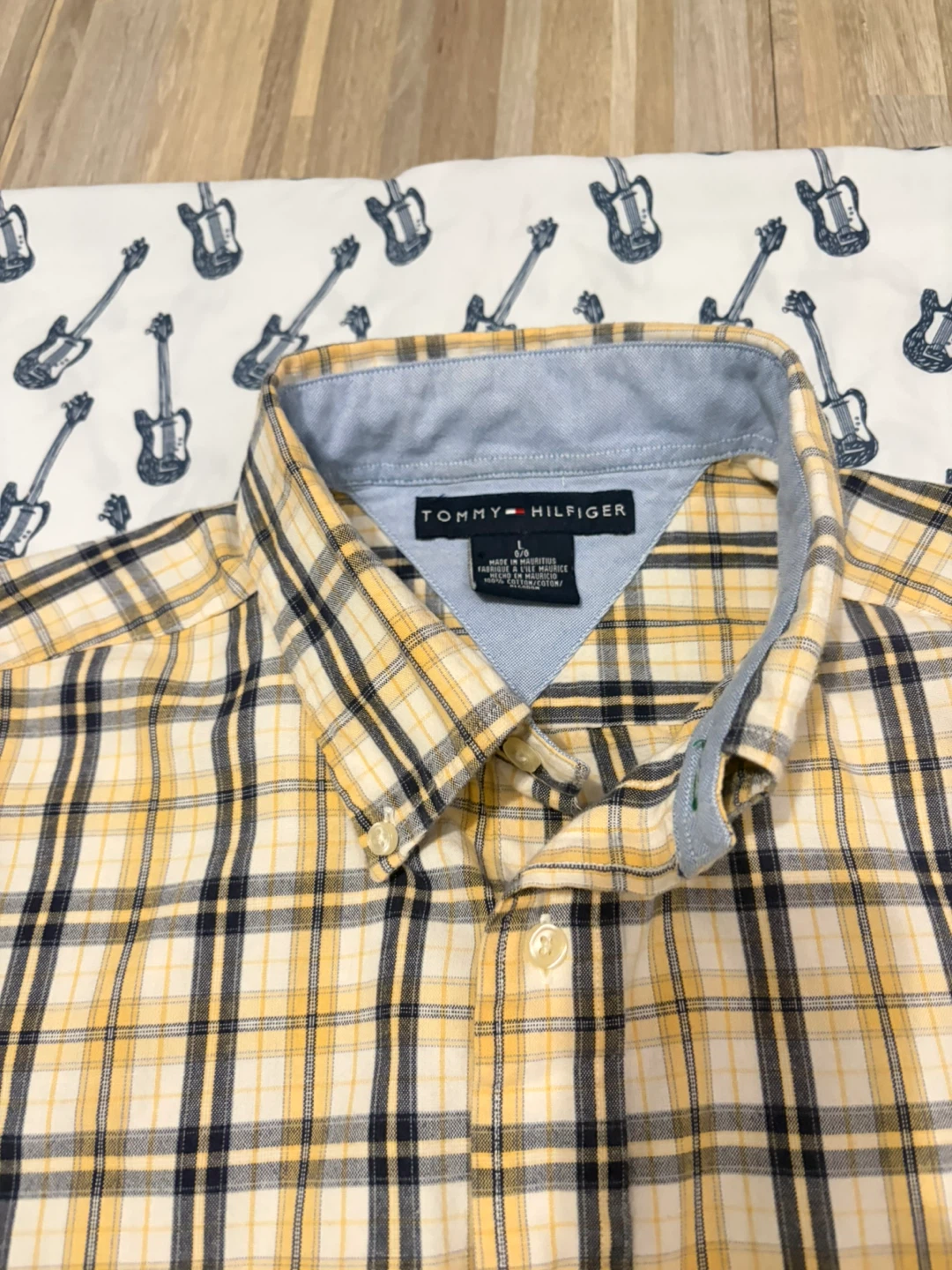 Tommy Hilfiger Men's Plaid Button-Down Shirt Size L - photo 2