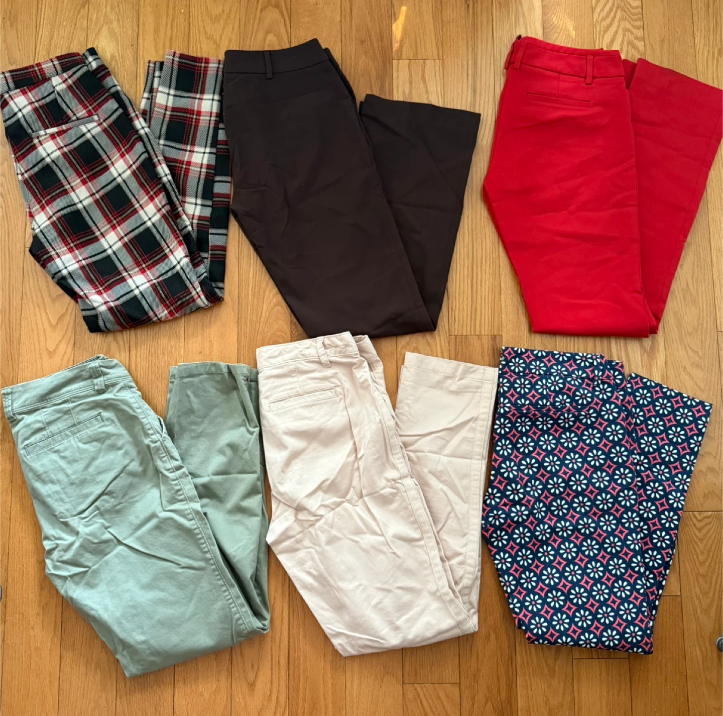 Bundle of 6 Women's Pants
