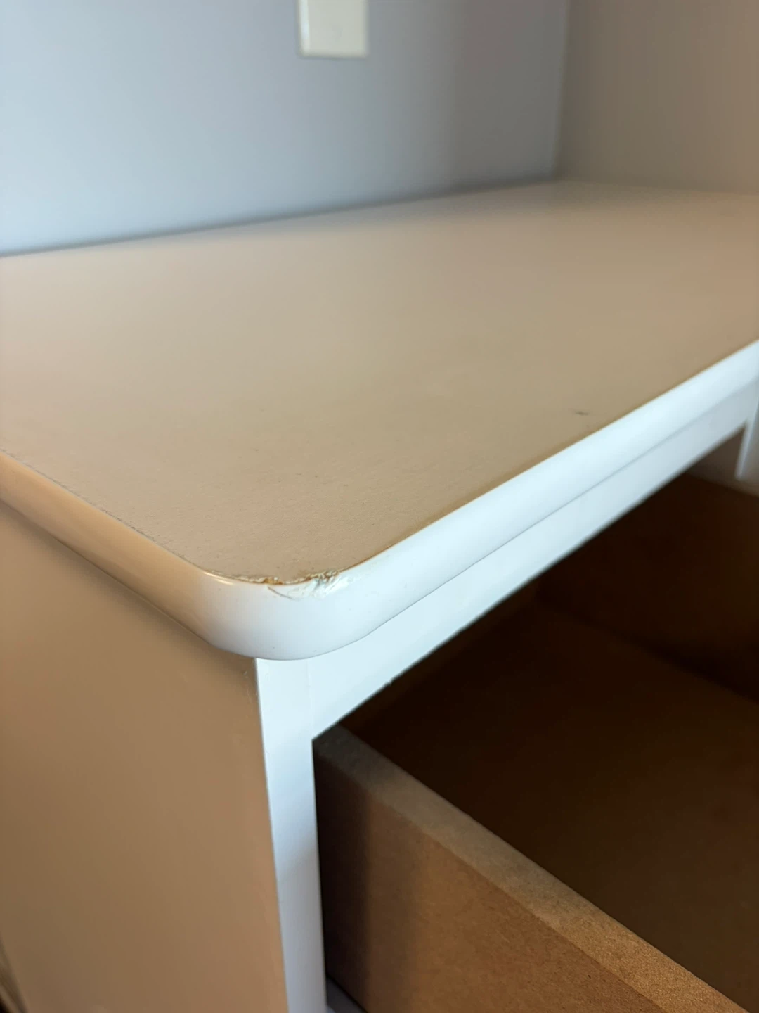 White 6-Drawer Dresser - photo 3