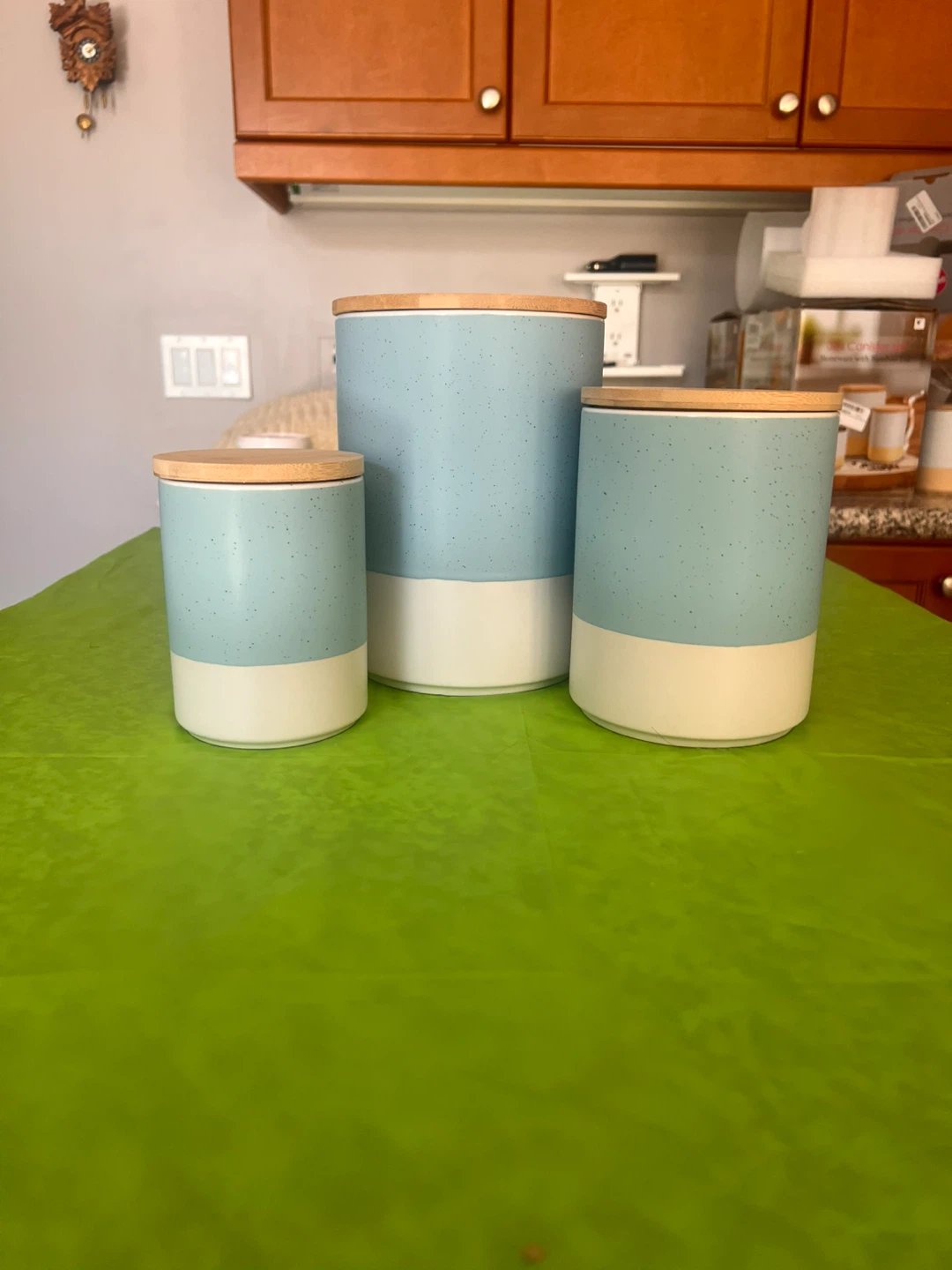 Brand New Blue 3-Piece Stoneware Set with Bamboo Lid