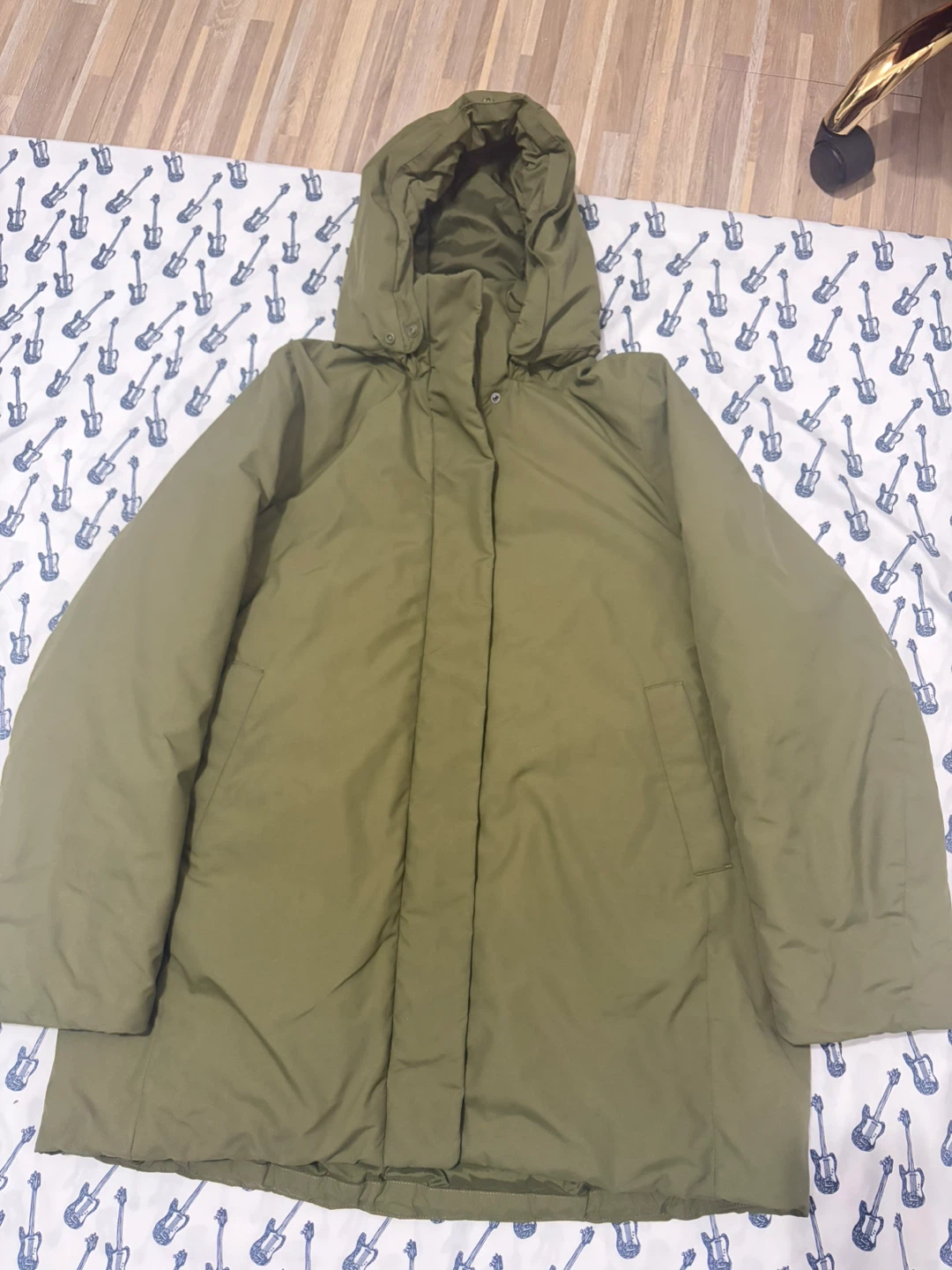 Uniqlo Hooded Parka Jacket Size M - photo 2