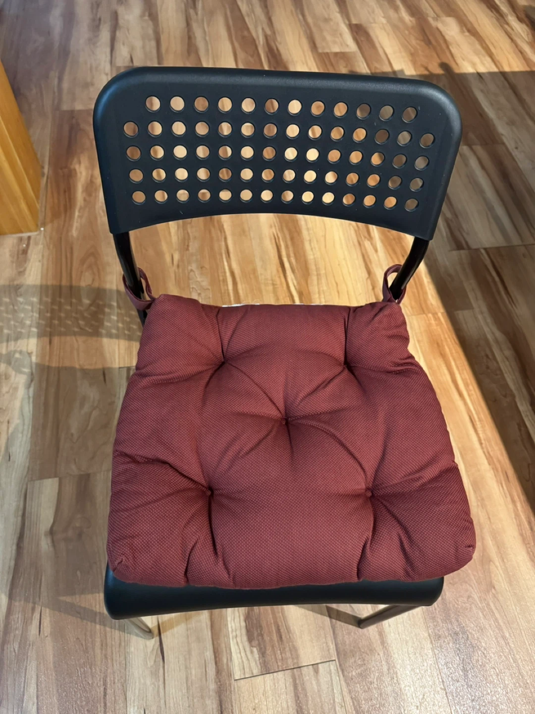 IKEA Dining Table and Chairs Set - photo 5