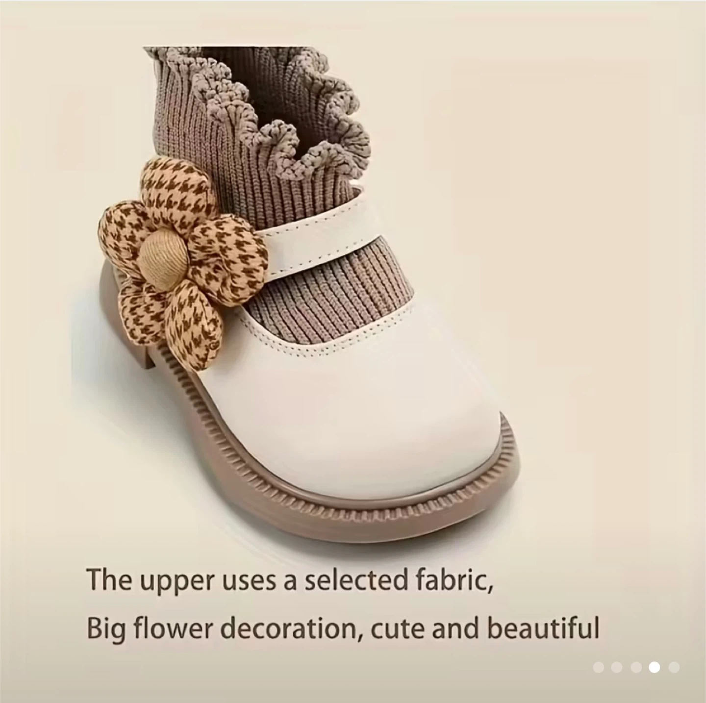 Children's White Mary Jane Shoes with Flower Detail - photo 3