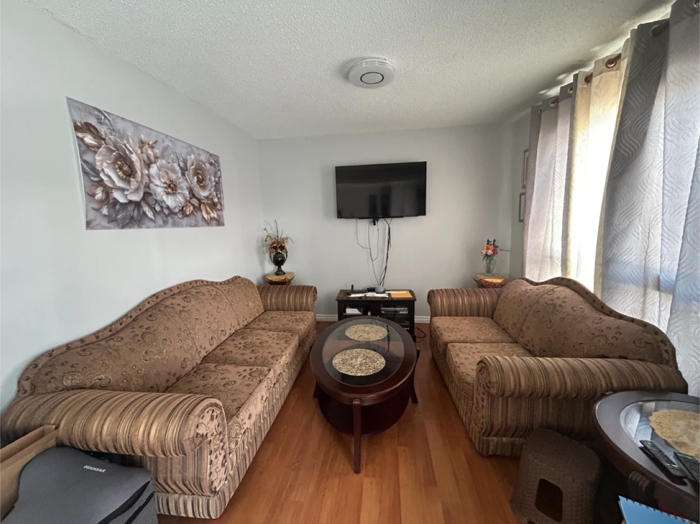Brown Floral Living Room Sofa Set