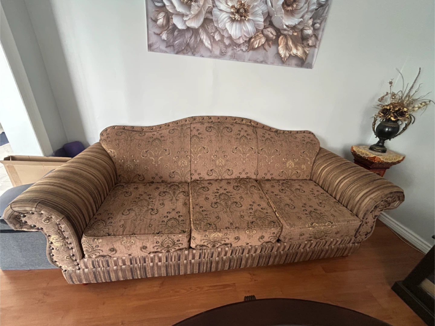Brown Floral Living Room Sofa Set - photo 2