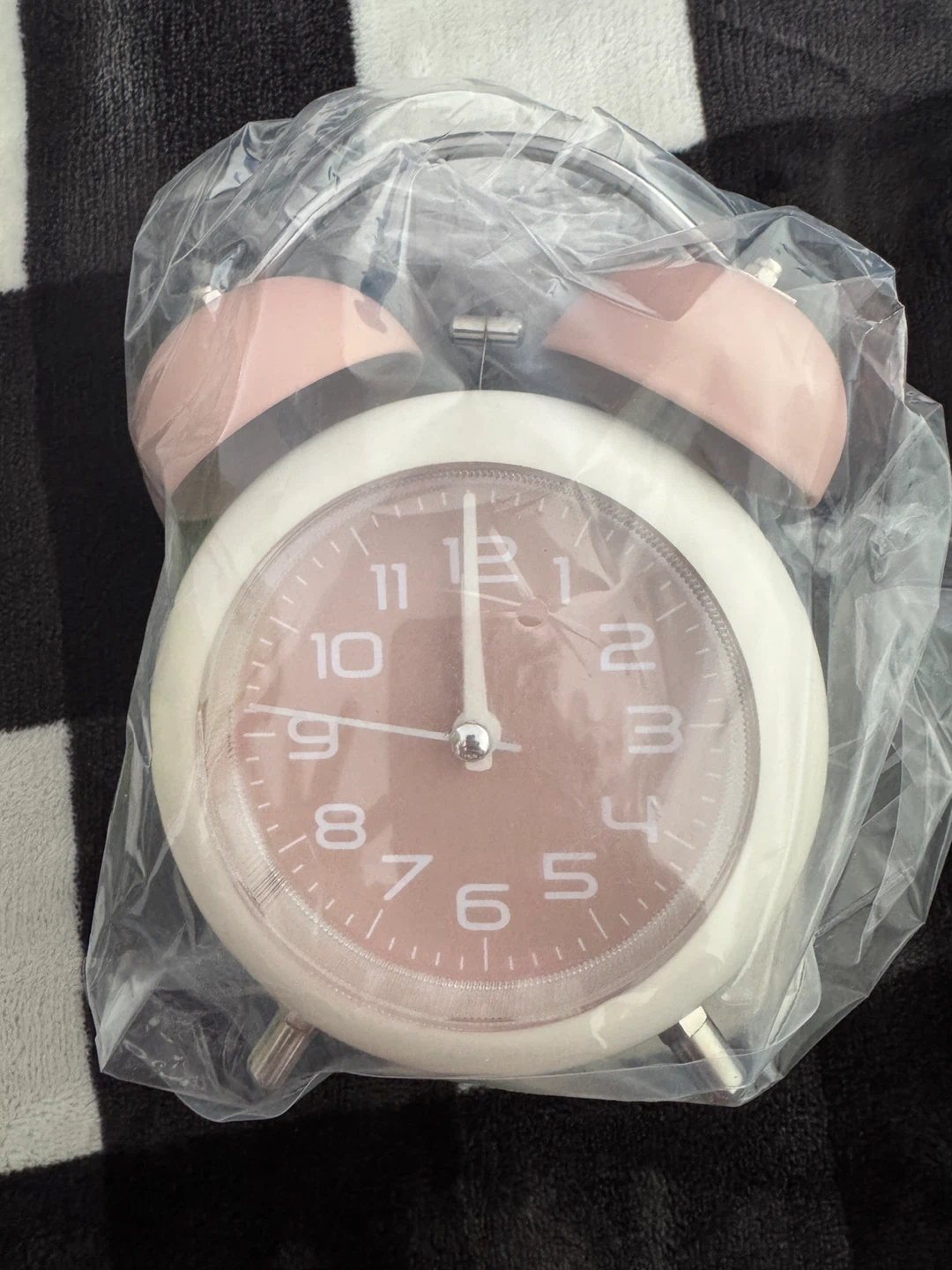 F18 Quartz Alarm Clock - Pink - photo 2