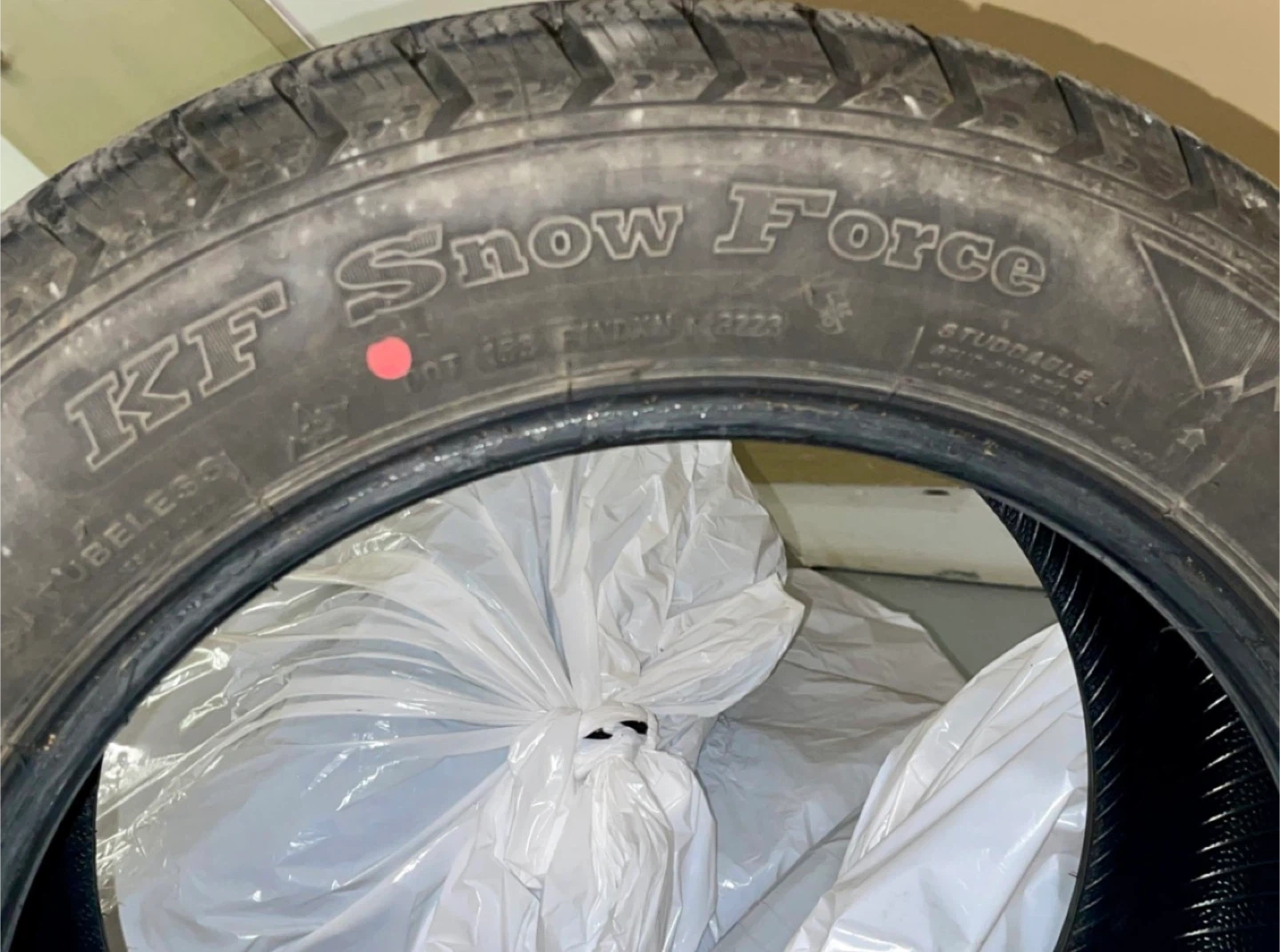 KF Snow Force Tire 215/55R16 97H XL - photo 4
