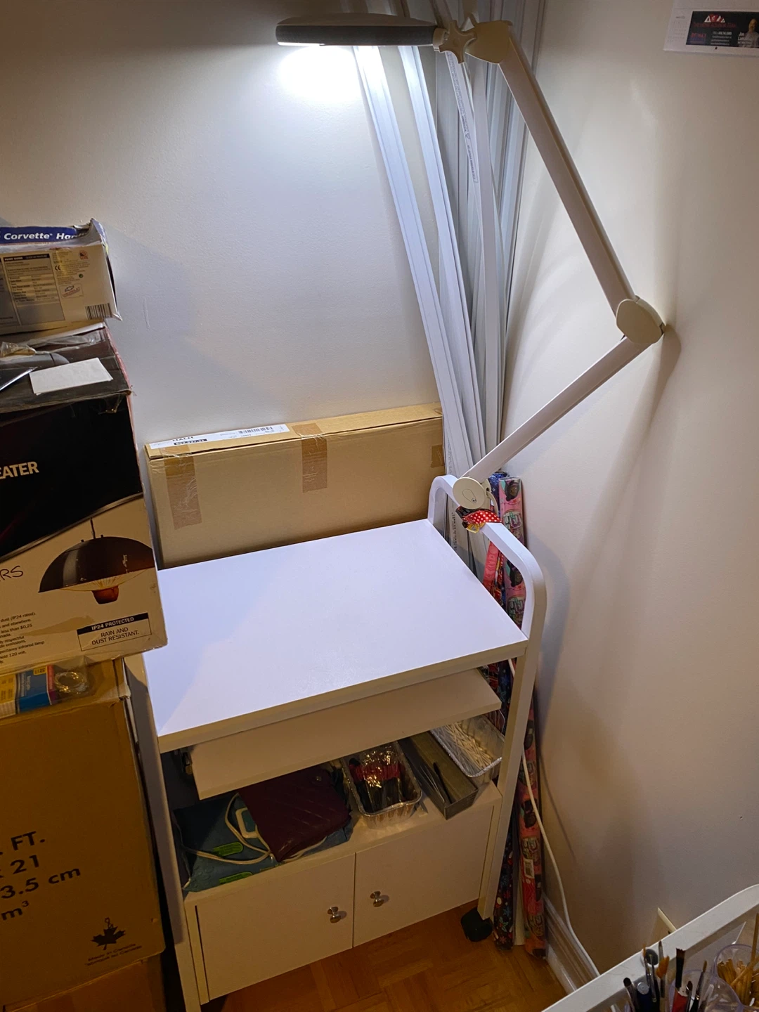White Beauty/Craft Cart with Lamp - photo 2