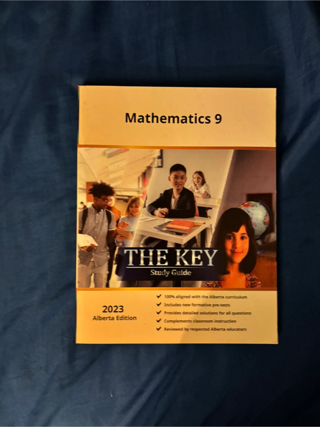 3 Different Books. - photo 2