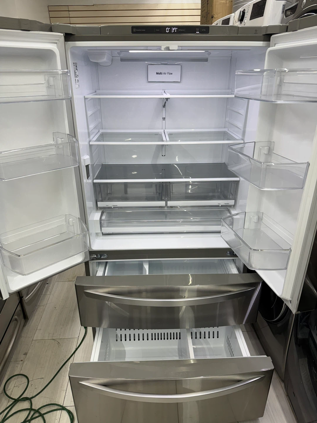 LG French Door Stainless Steel Refrigerator 36w counter depth - photo 2