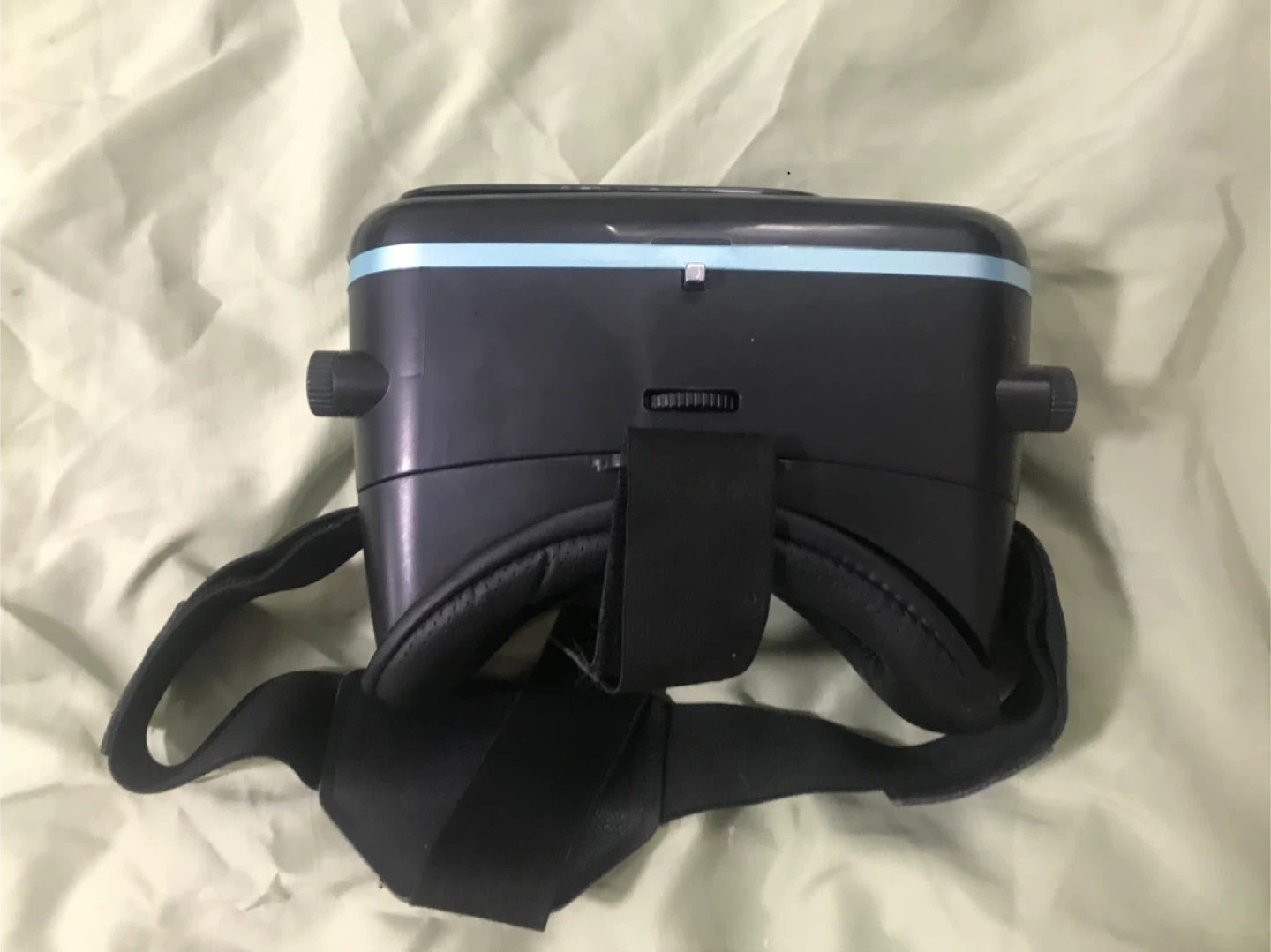 Utopia 360 Virtual Reality Headset - photo 3