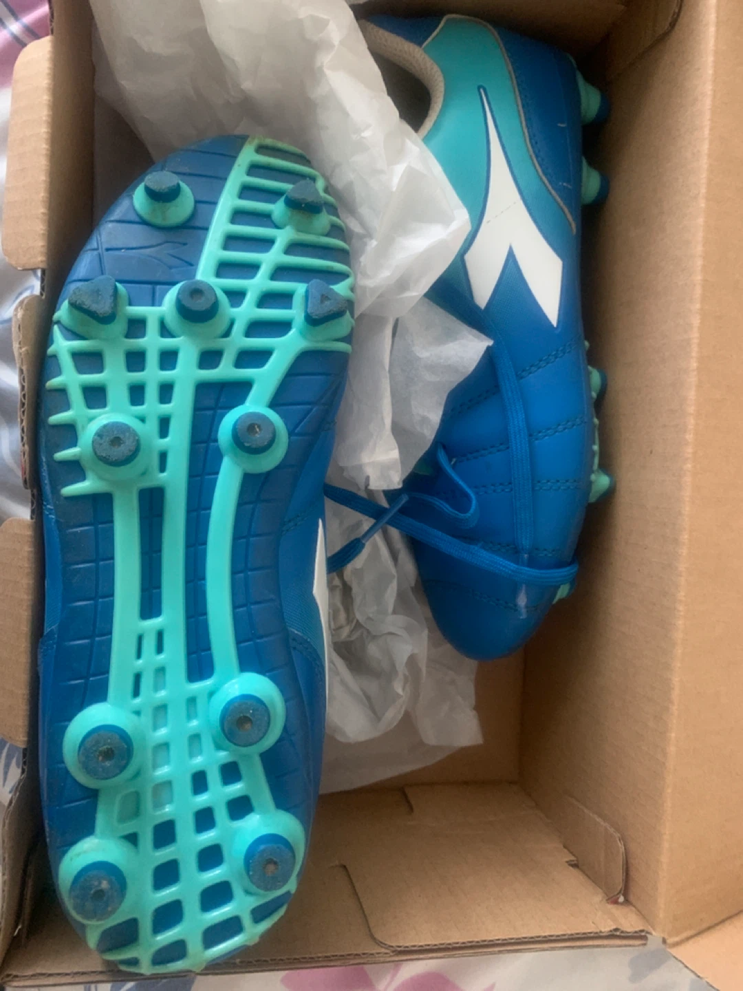 Soccer cleats - photo 3