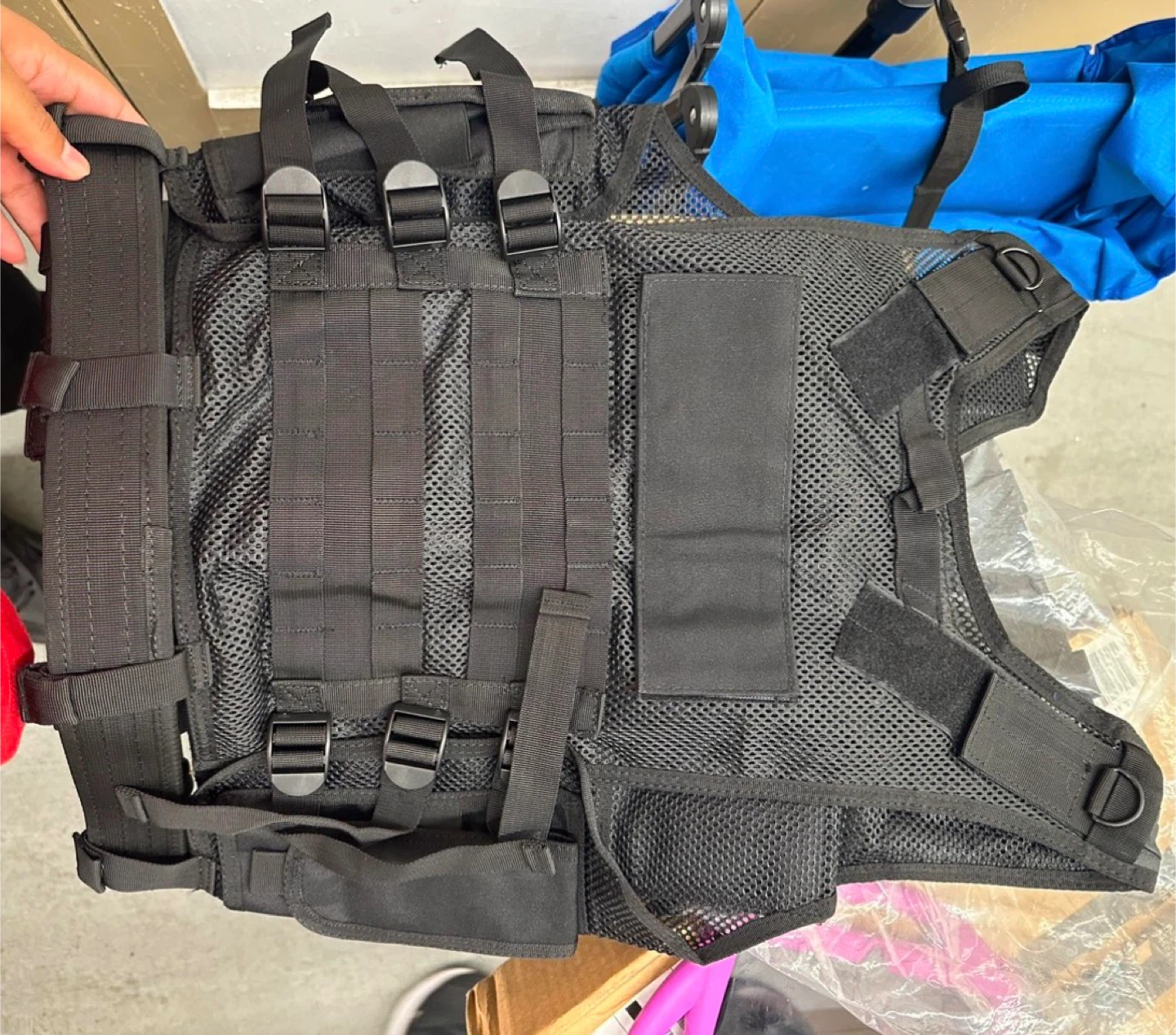 Black Tactical Vest with Multiple Pouches - photo 2