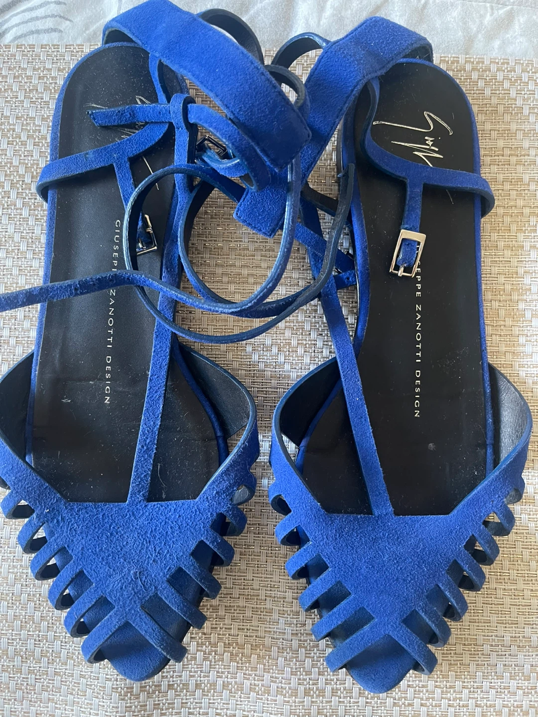 Giuseppe Zanotti Blue Suede Lace-Up Sandals - photo 2