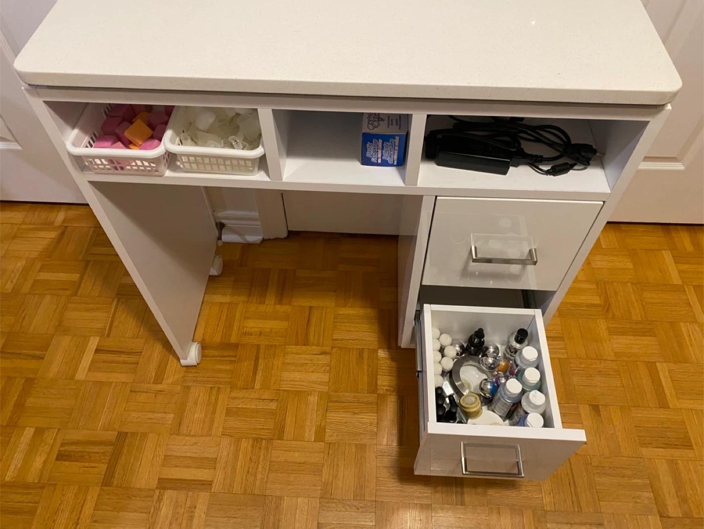 White Nail Tech Manicure Table with Drawers and Storage - photo 5