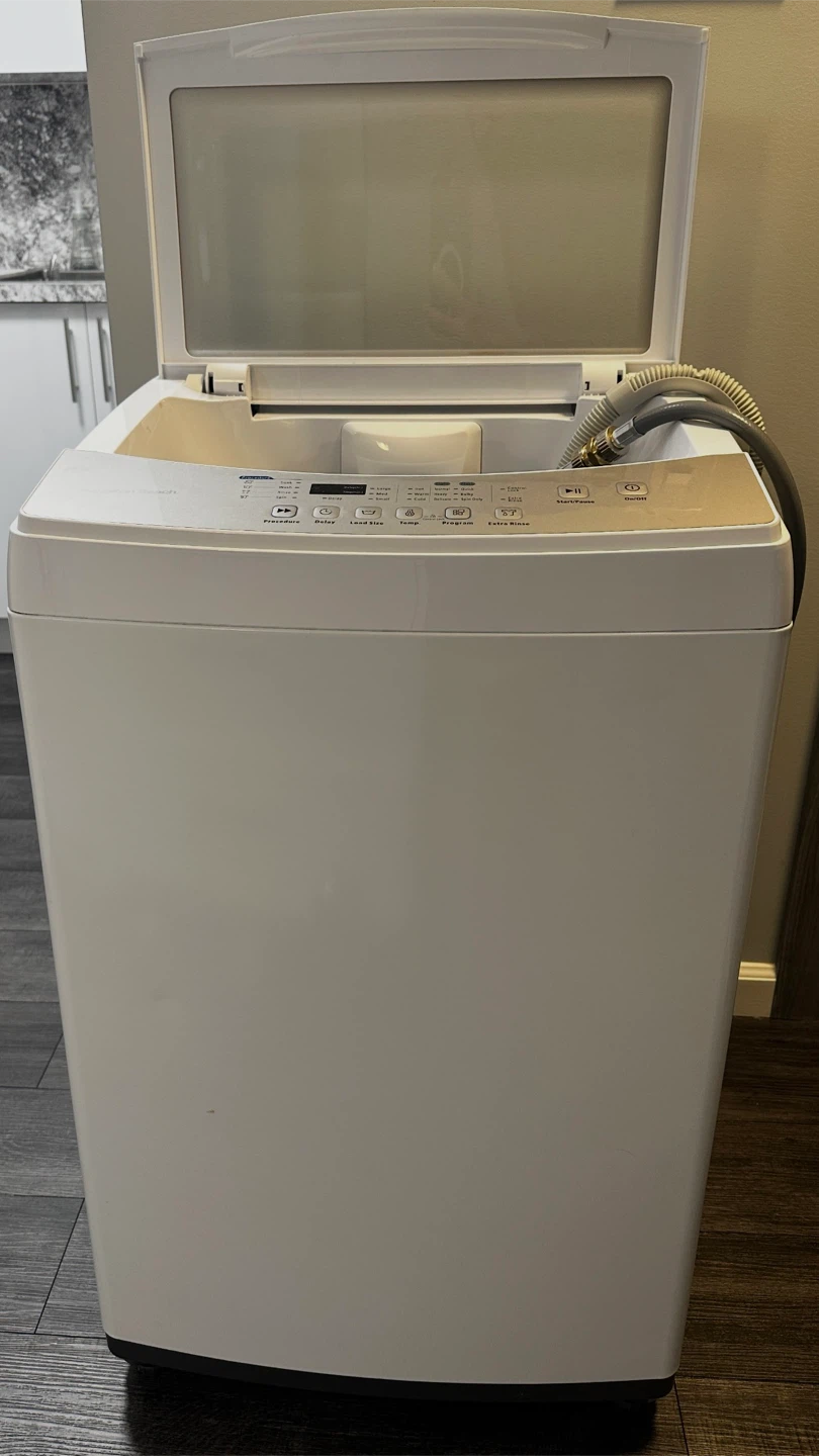 Portable Top Load Washing Machine in White