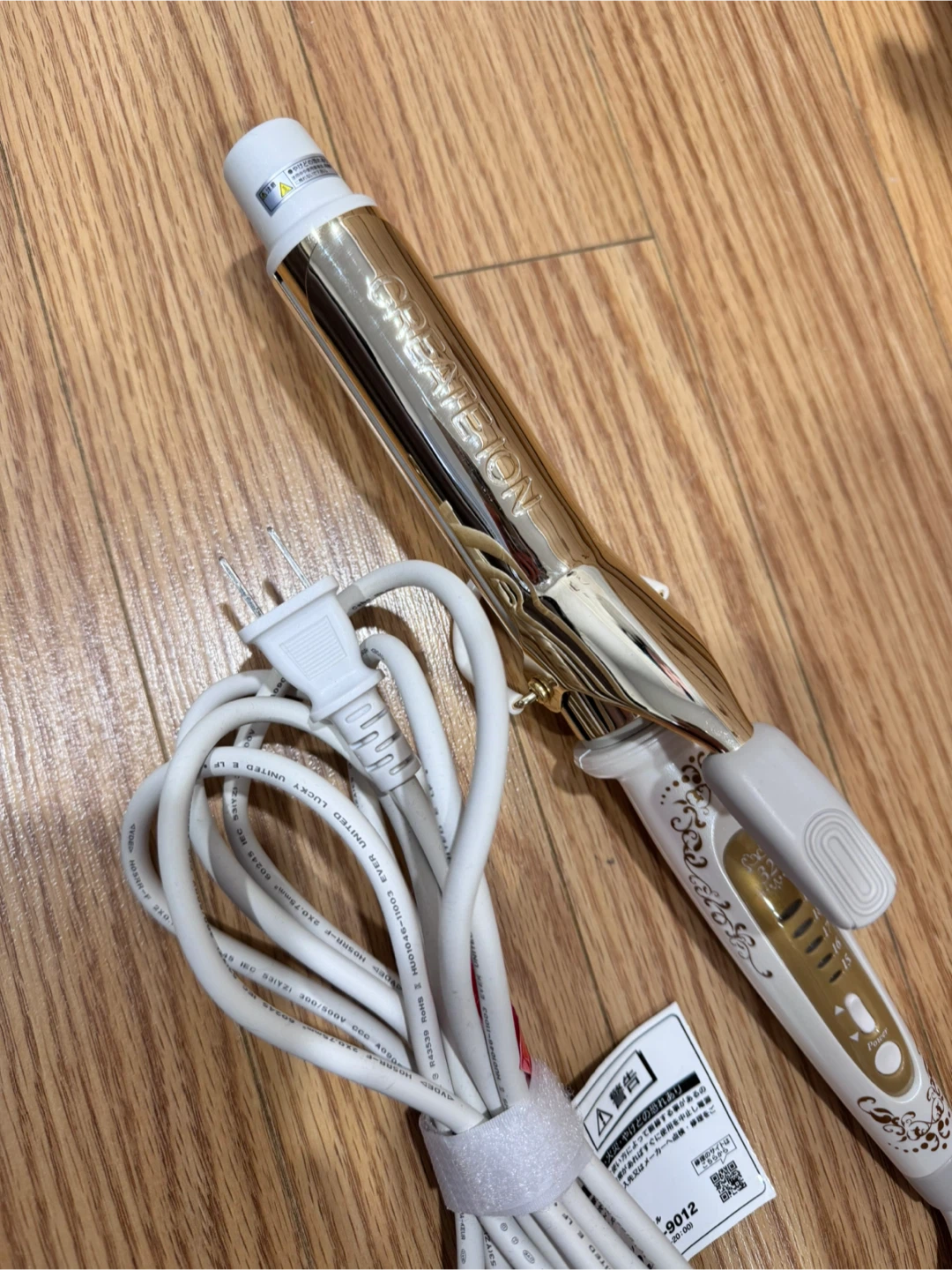 Japanese Create ION 32mm(1.25 inch) Curling Iron - photo 2