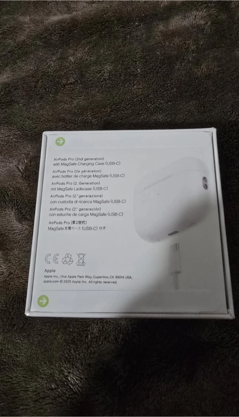Apple AirPods Pro(2nd generation)with MagSafe Charging Case - photo 2