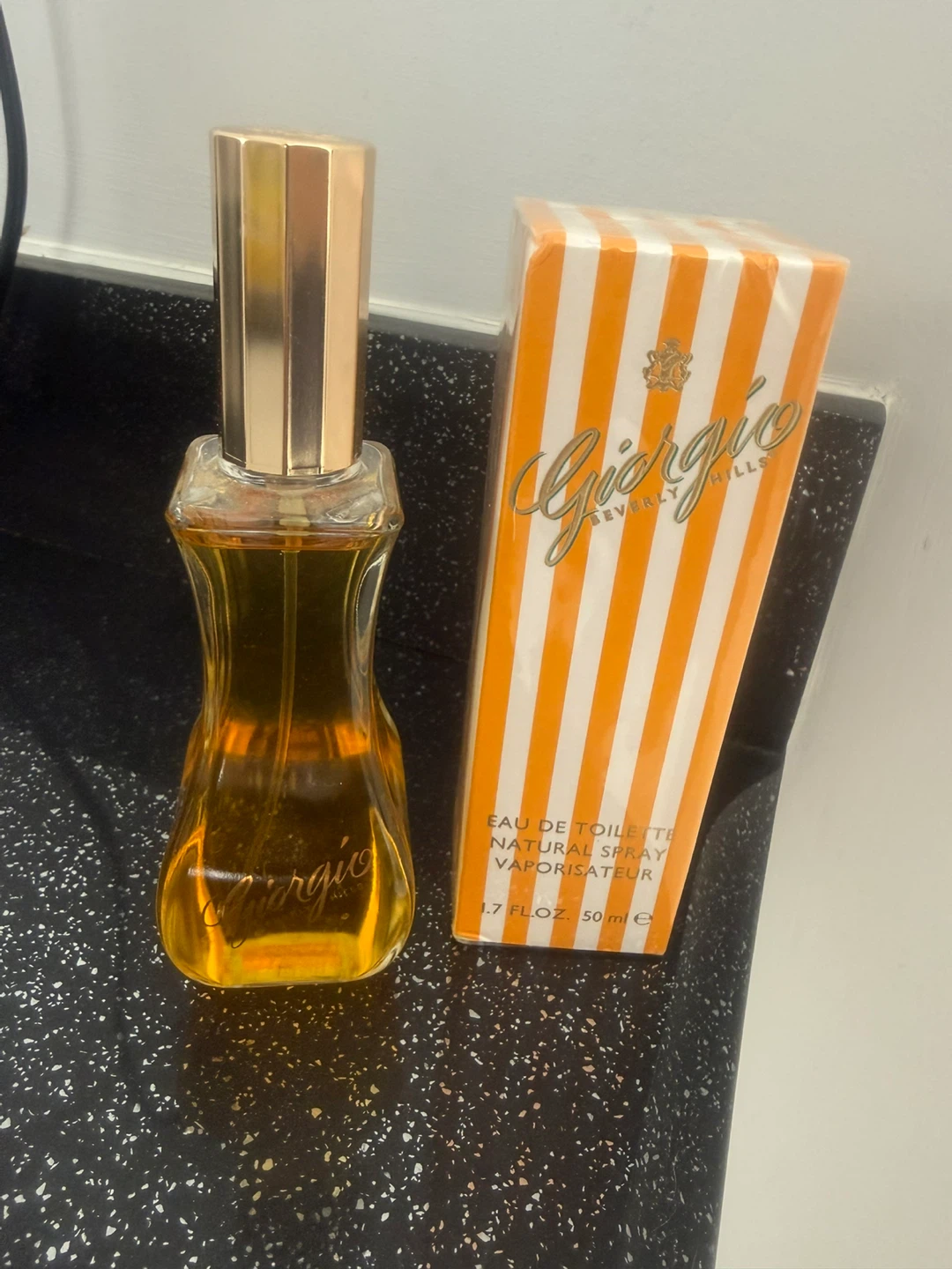 Giorgio Beverly Hills Eau de Toilette Natural Spray 1.7 oz