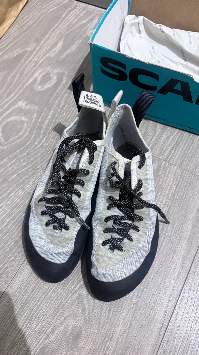 Climbing Shoes - Size USW 7.5