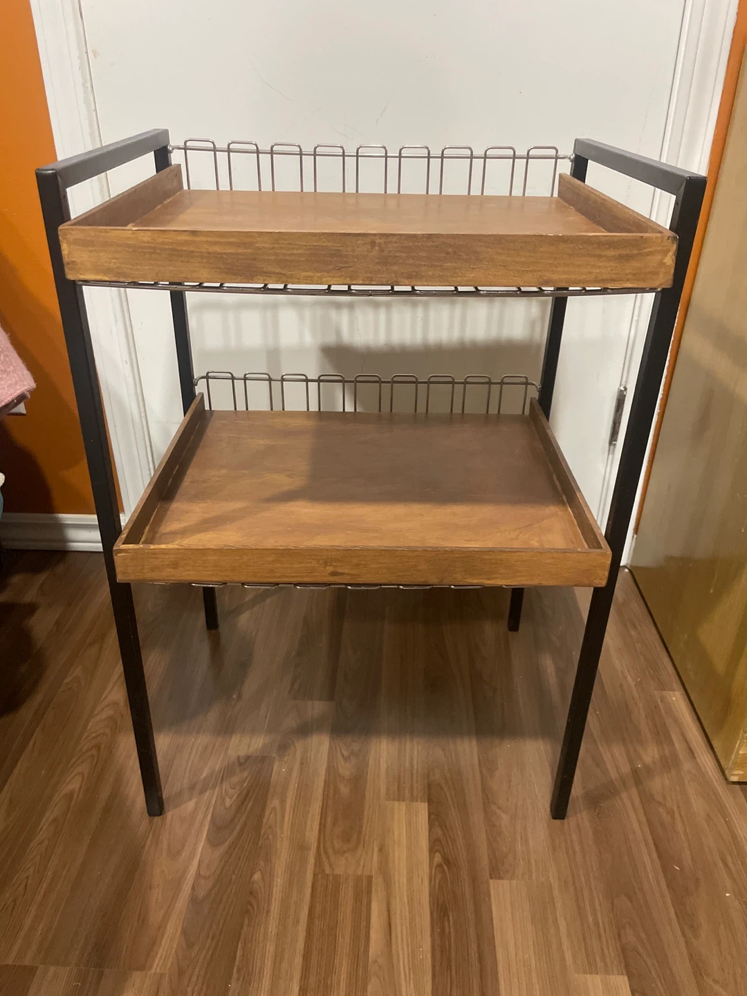 🧡Vintage 2-Tier Wood and Metal  Cart
