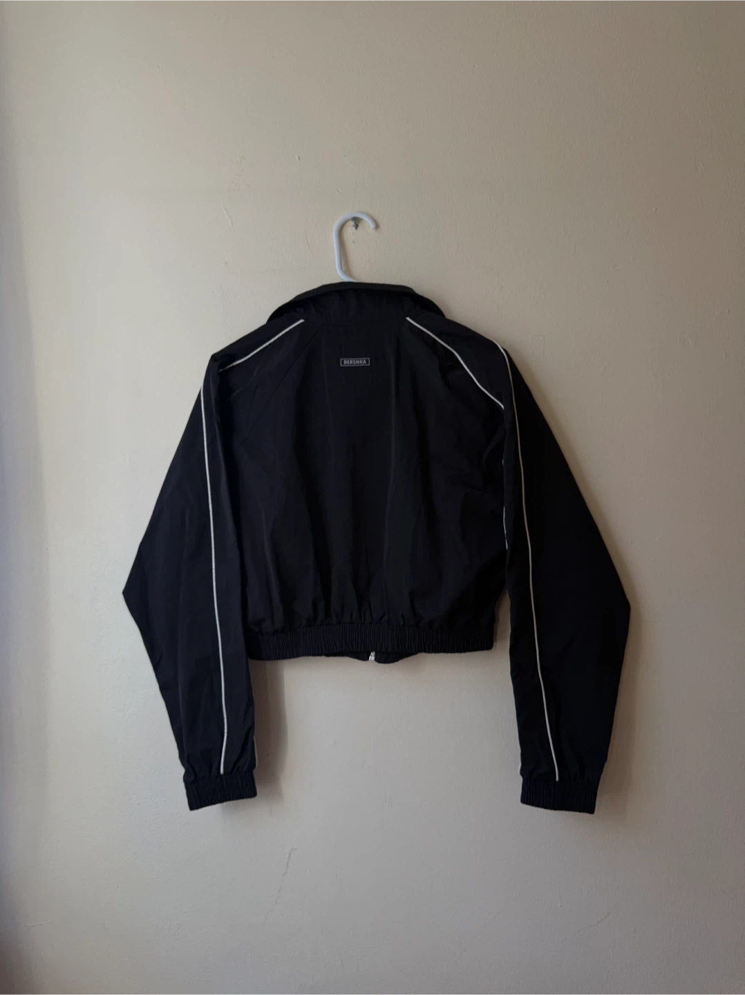 Bershka Black Cropped Jacket - photo 2