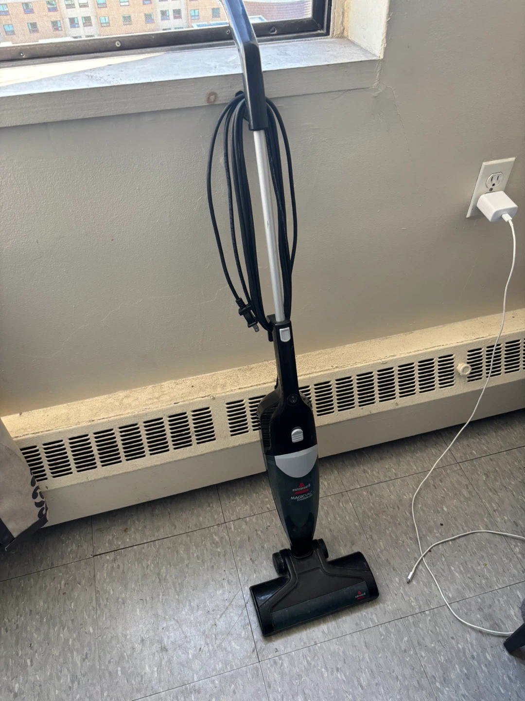 Bissell Stick Vacuum - photo 2