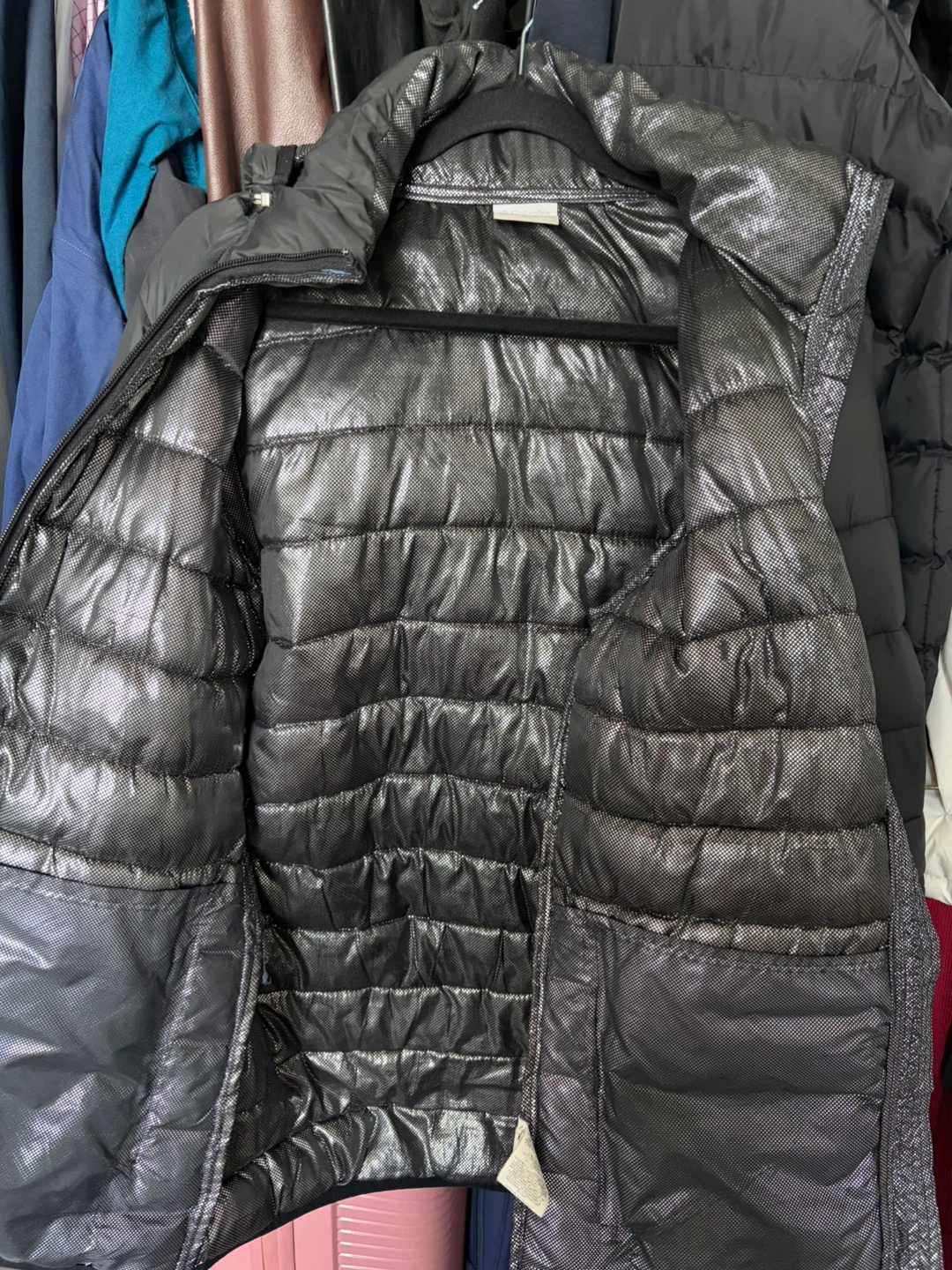 Columbia Puffer Jacket - photo 2