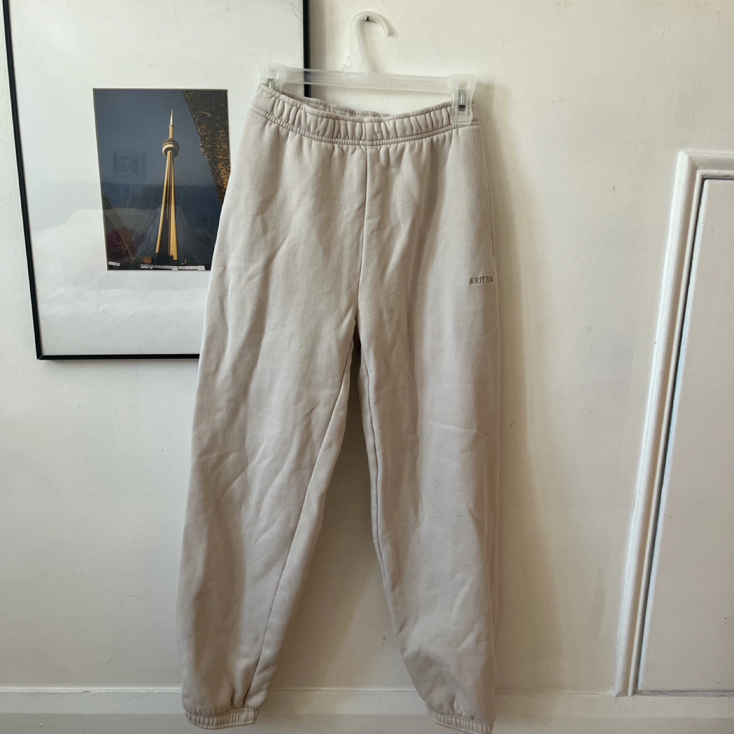 Aritzia 2XS Beige Sweatpants - Mega Fit