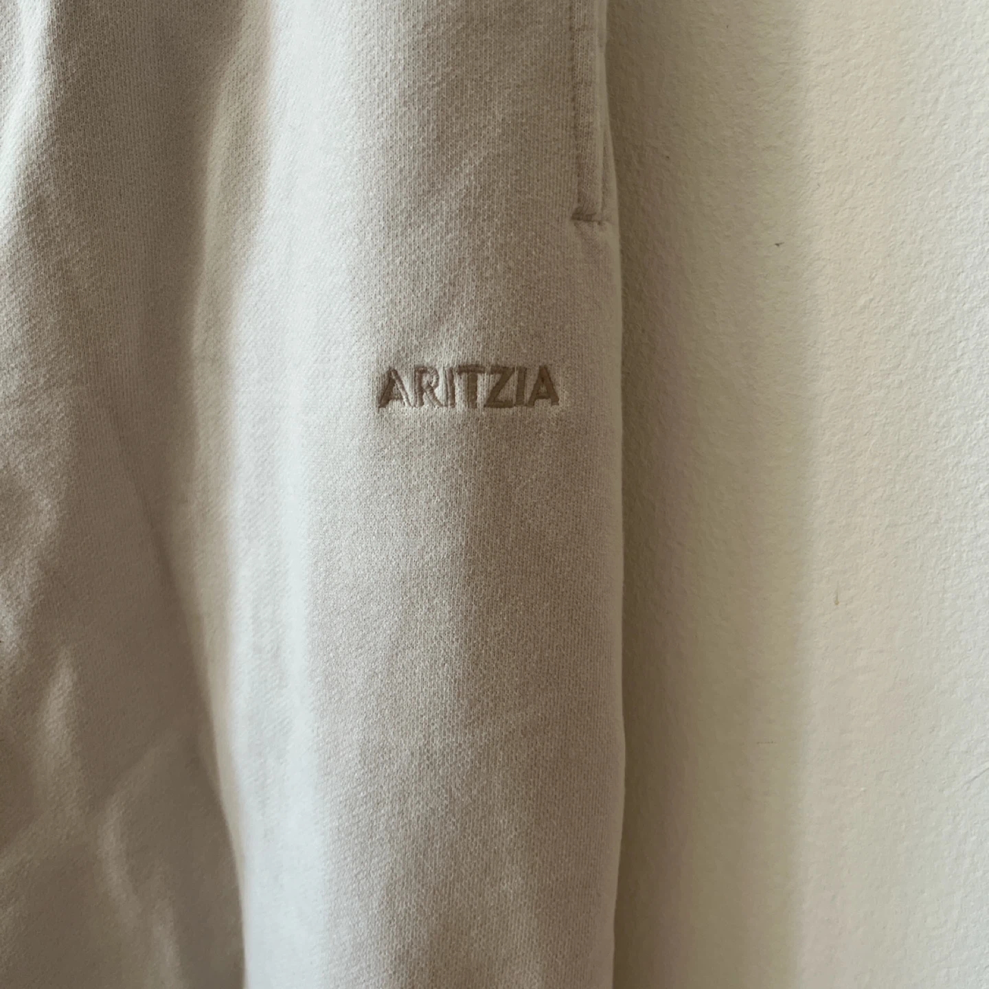 Aritzia 2XS Beige Sweatpants - Mega Fit - photo 3