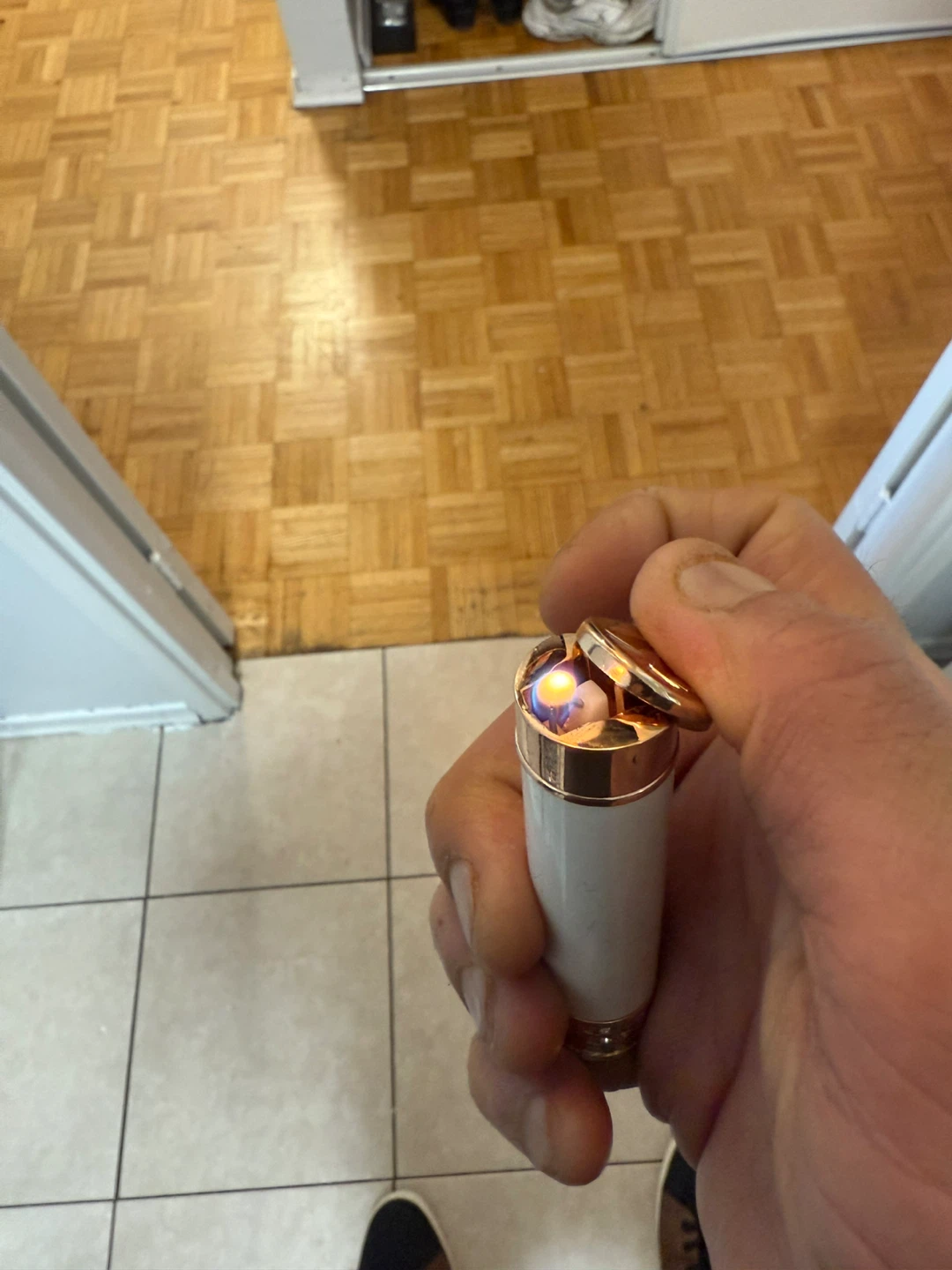 Colibri Butane Lighter - White and Gold with Rhinestones - photo 4