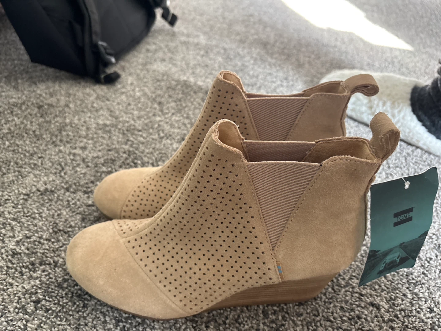 Brand New Size 7.5/8 TOMS Beige Suede Perforated Wedge Booties