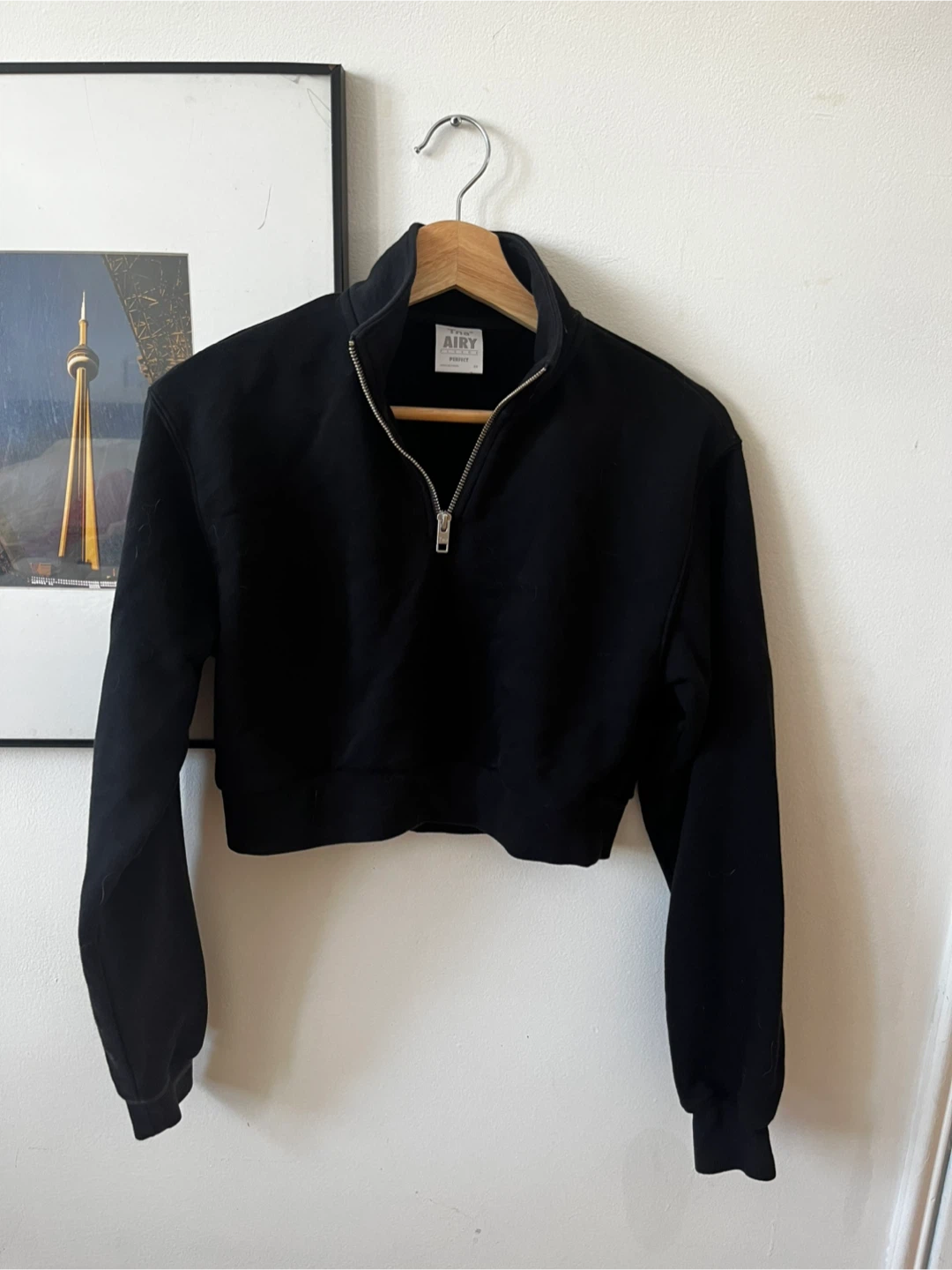 Tna Airy Fleece Quarter Zip Sweatshirt