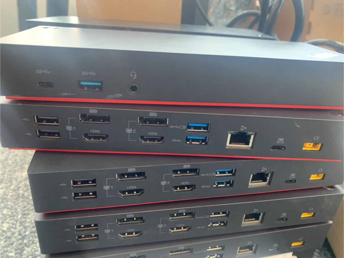 Lenovo 4K Universal USB-C Dock - photo 2