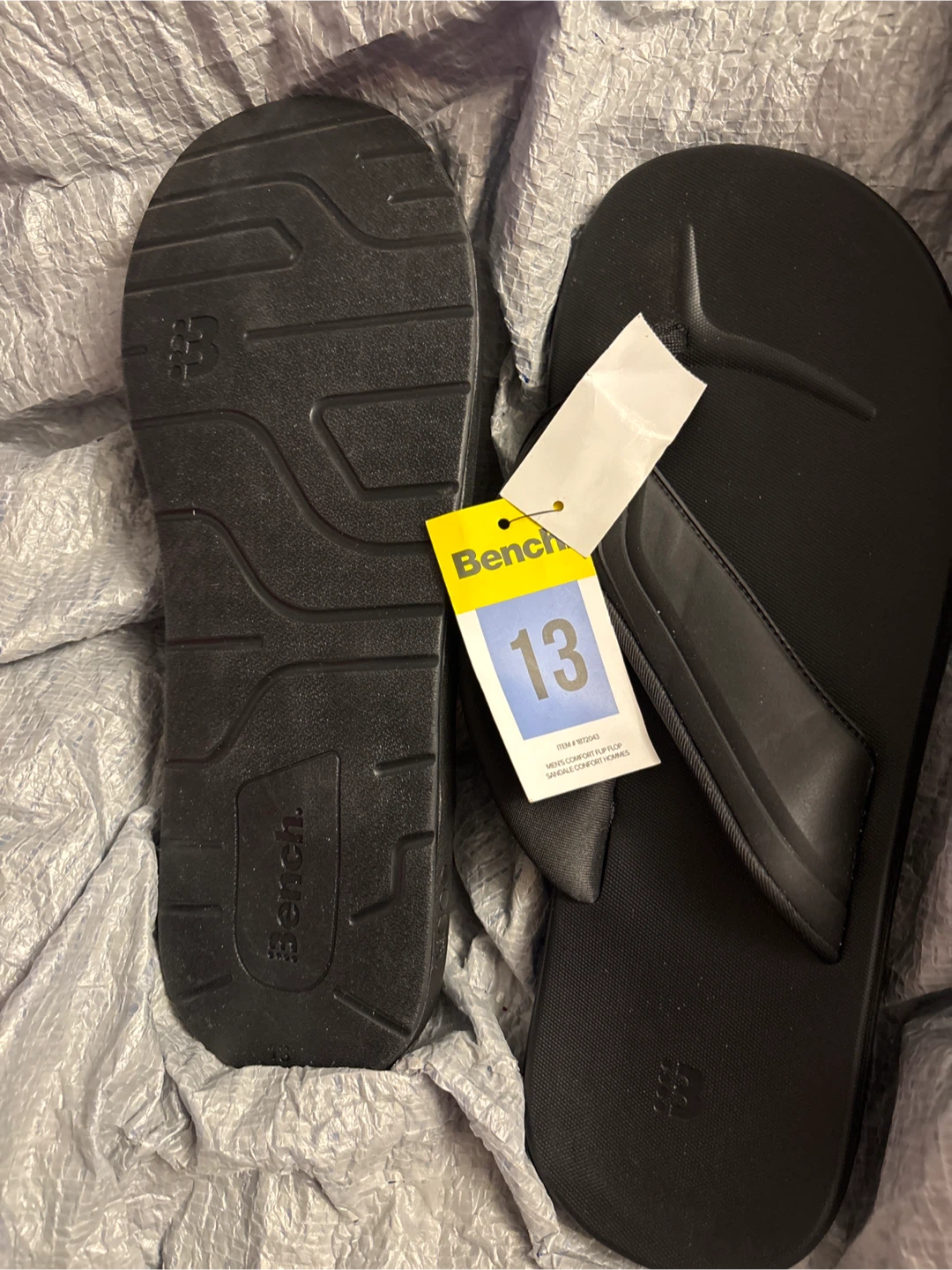 Bench Men's Flip Flops Size 13 - photo 2