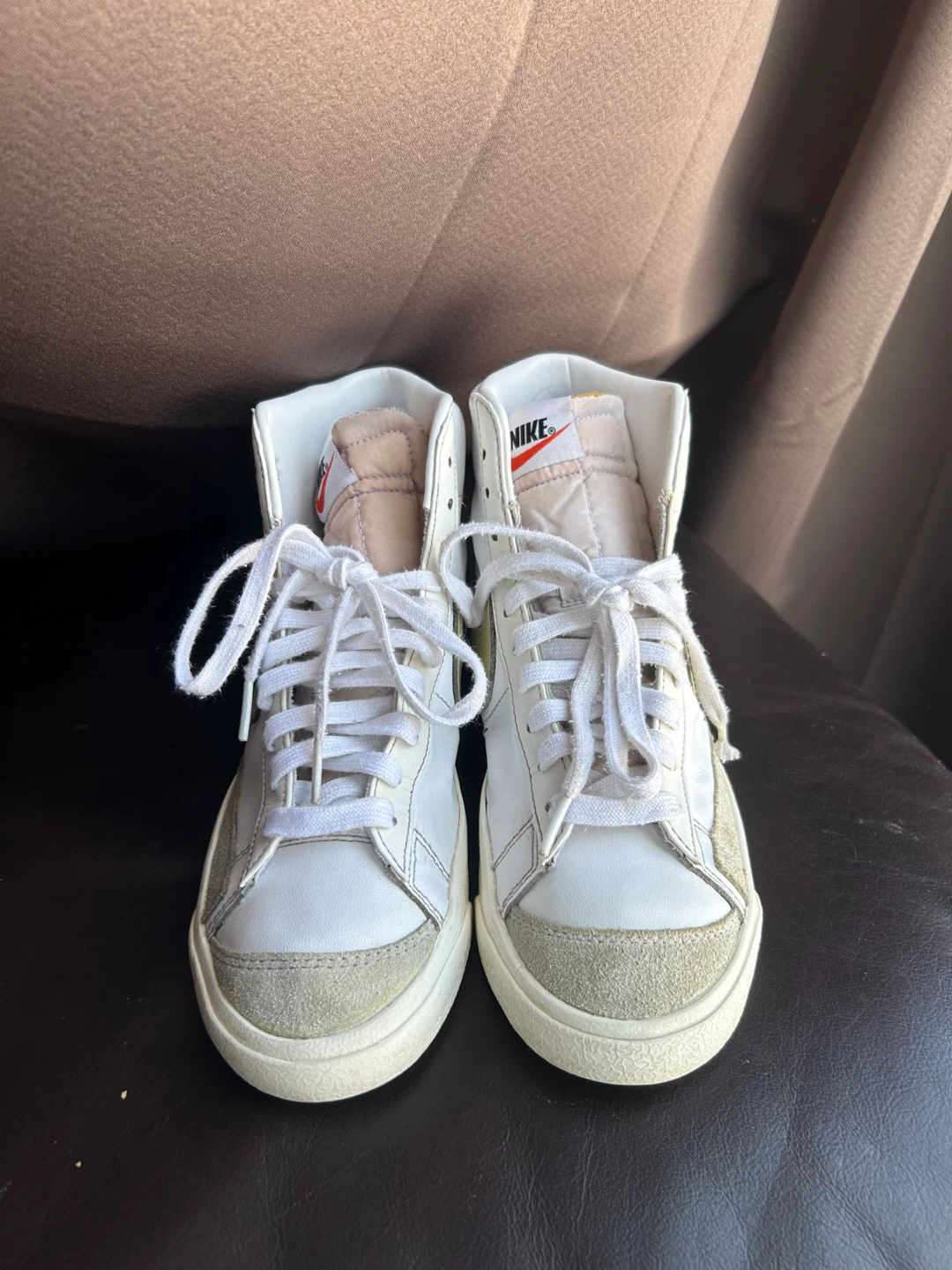 Nike Blazer Mid '77 Sneakers