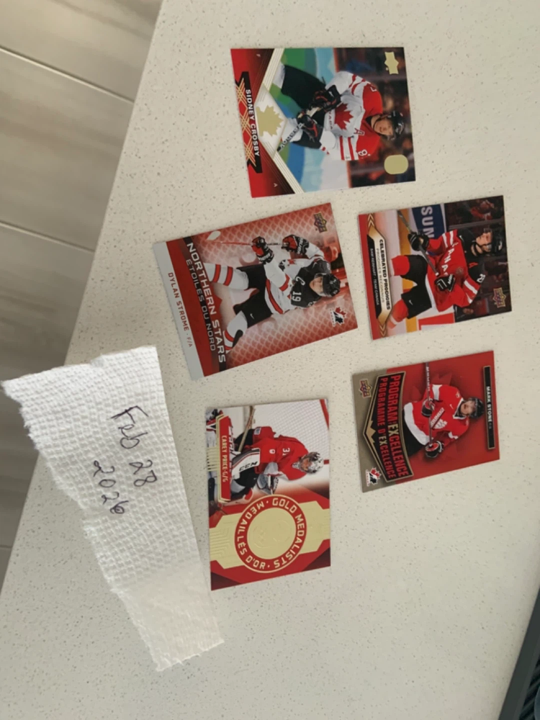 Team Canada Hockey Trading Card Collector's Album - photo 2