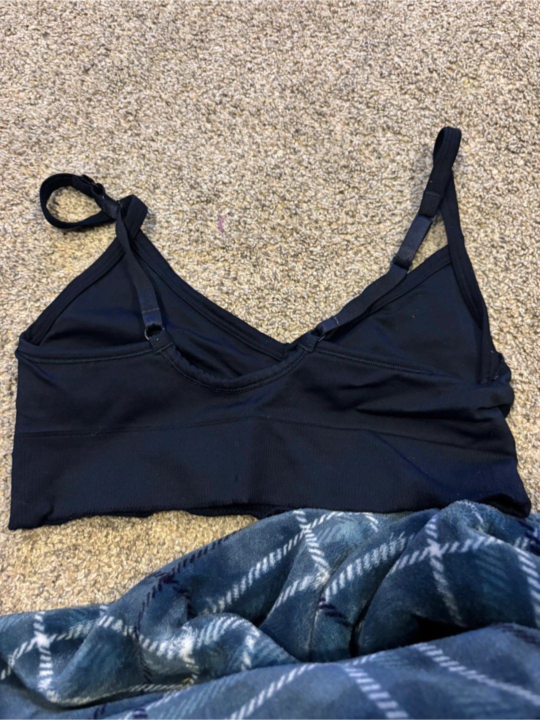 Black Sports Bra - photo 4