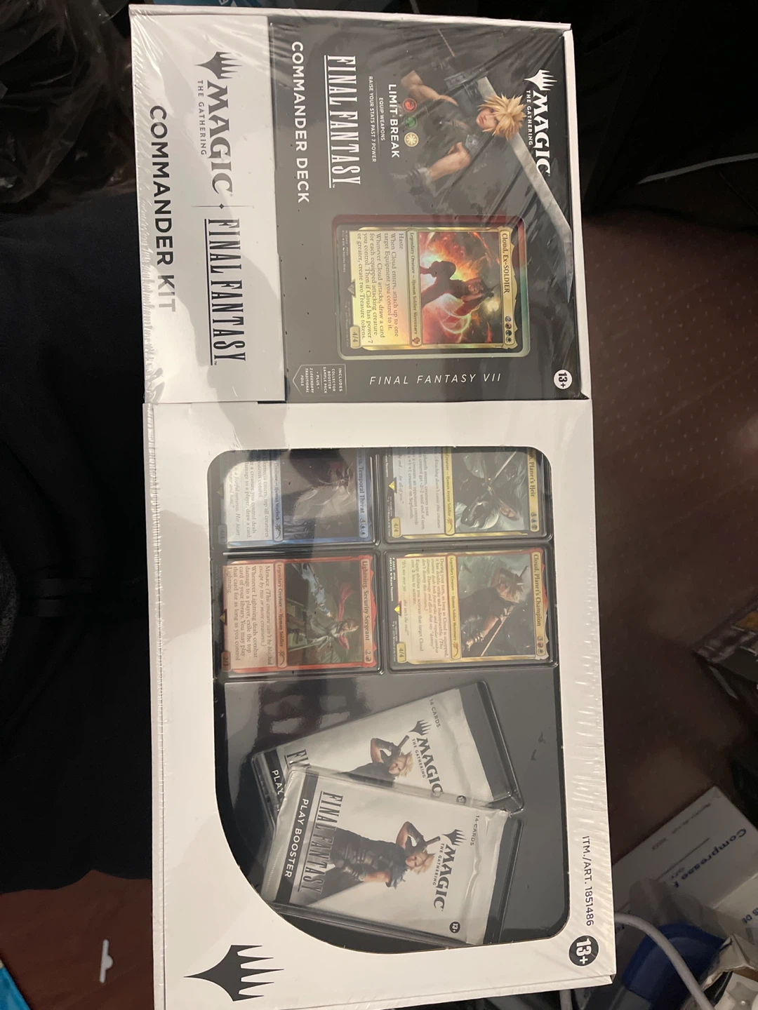 Magic The Gathering Final Fantasy VII Commander Deck