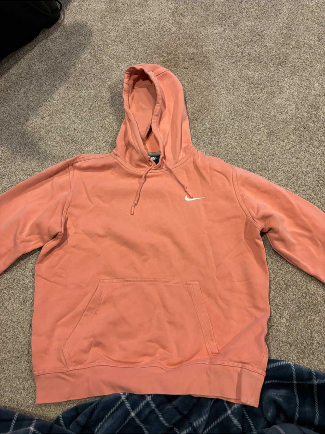 Nike Pullover Hoodie - Coral