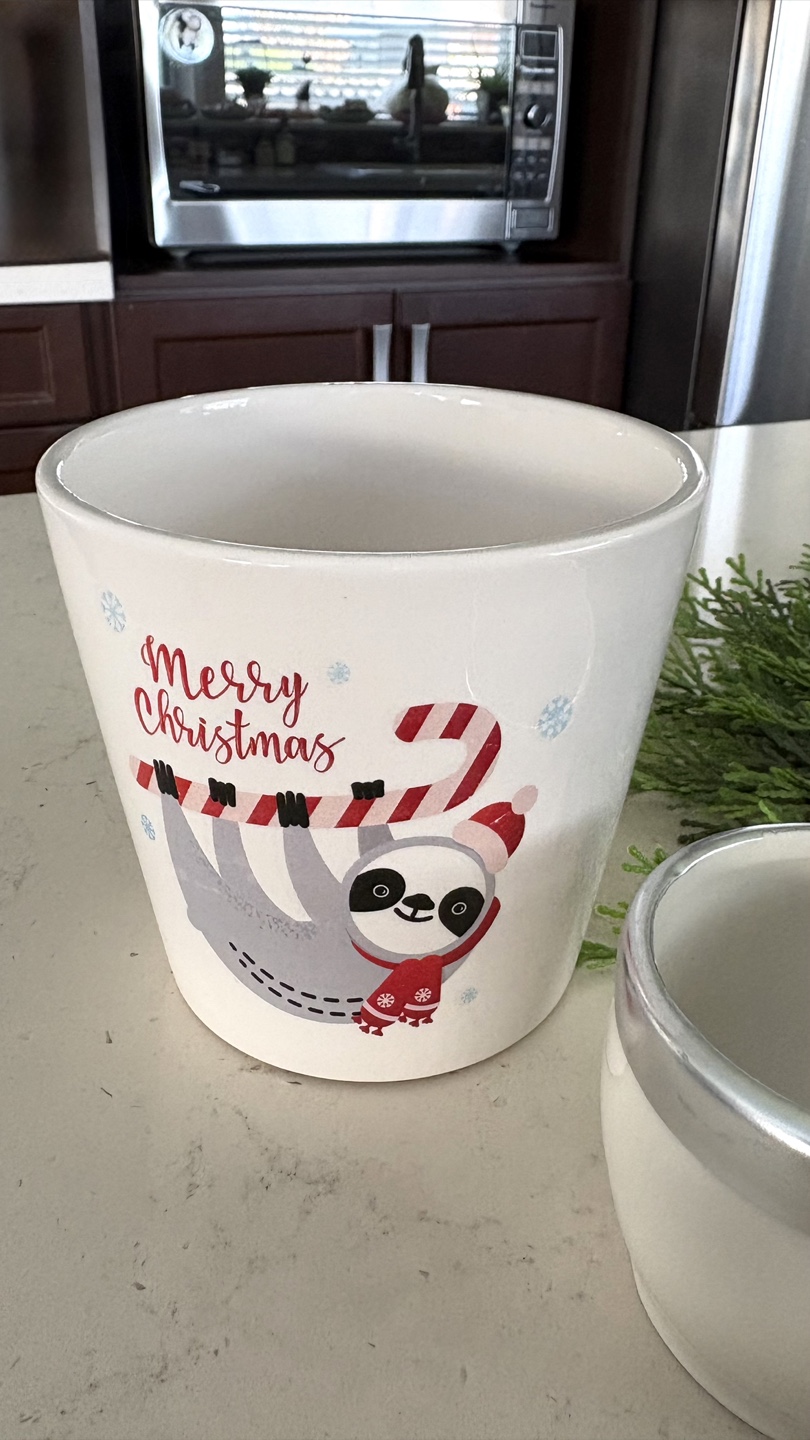 Merry Christmas Sloth Fine Porcelain Pot - photo 2