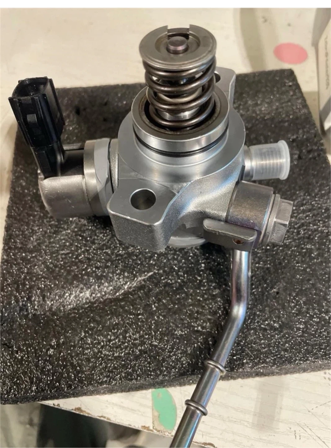 High Pressure Fuel Pump for Honda 1.5L Turbo - photo 4